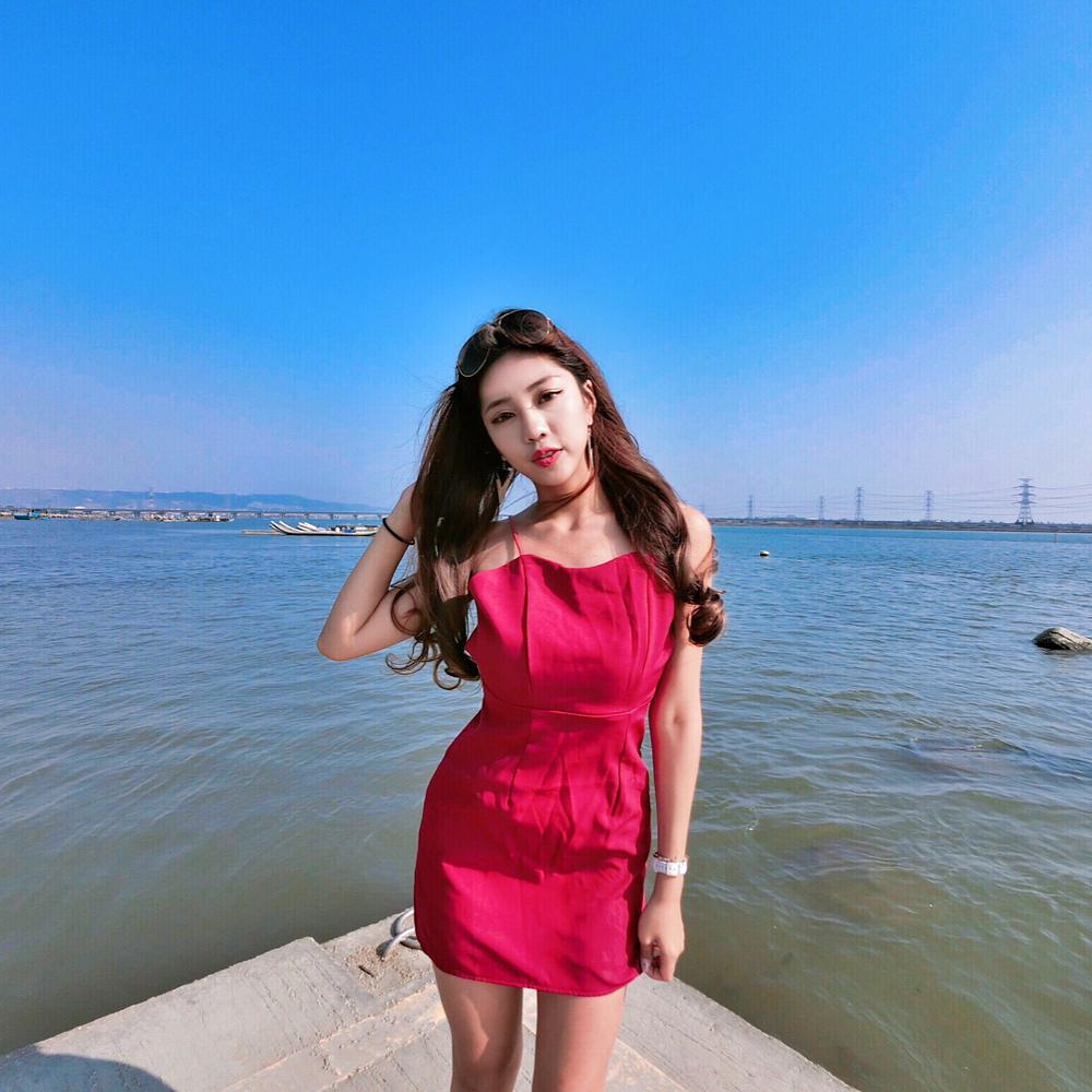 美女博客主林倩 抓住夏日的尾巴