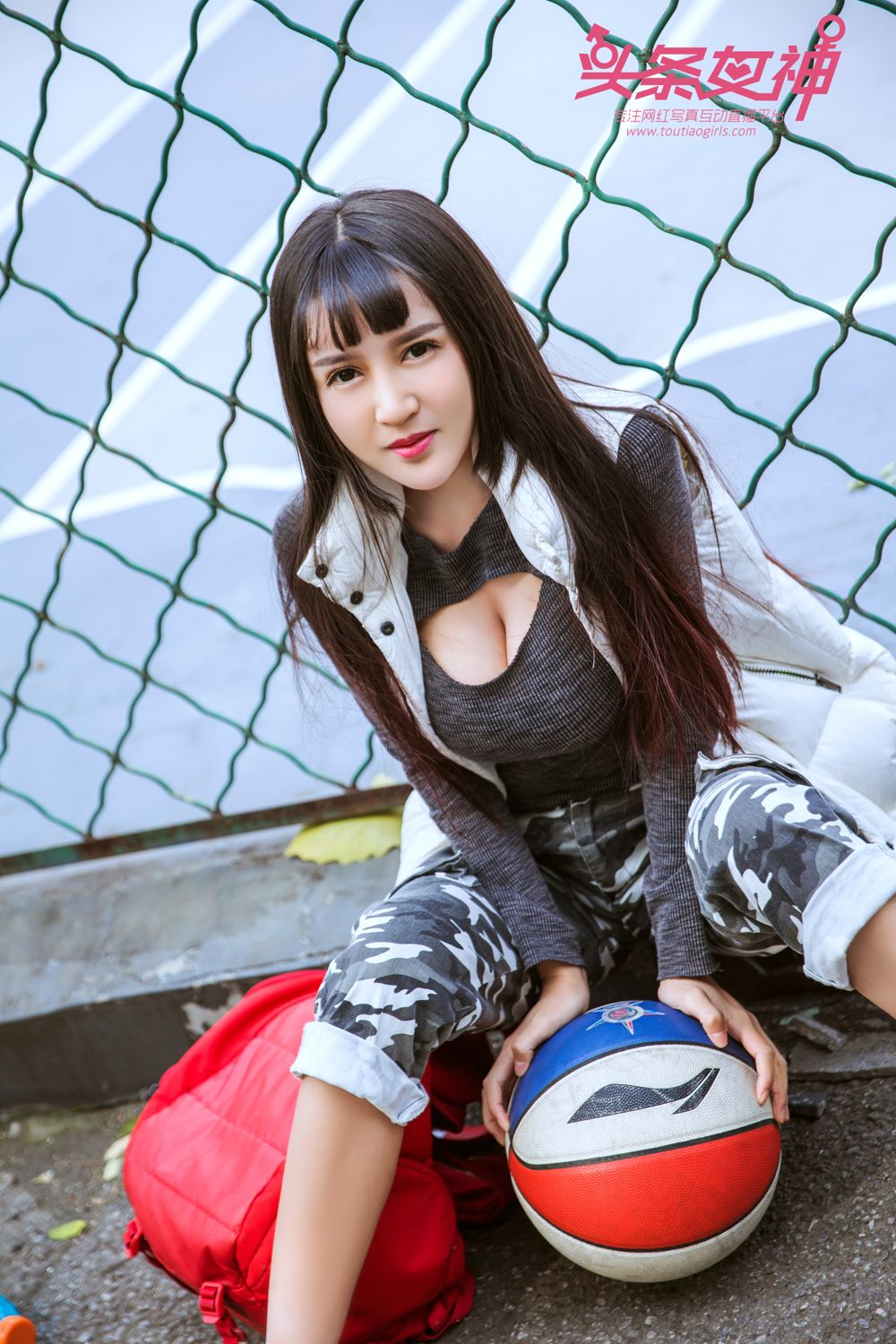 篮球美少女大晗 热爱运动酷炫无比