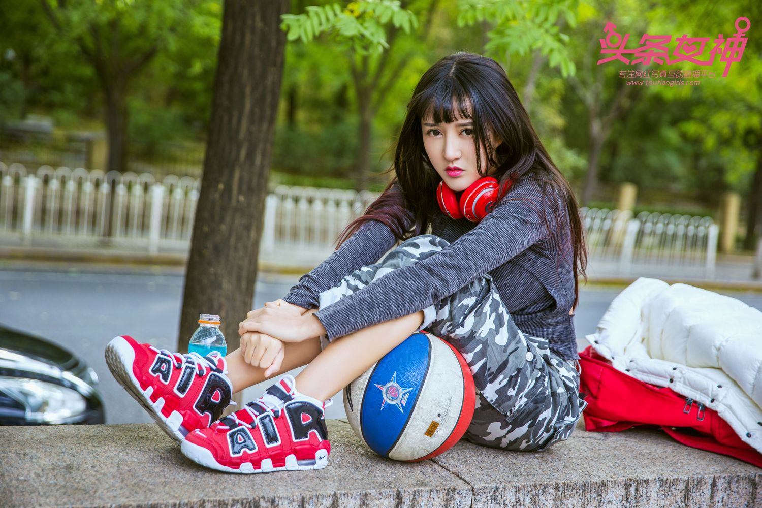 篮球美少女大晗 热爱运动酷炫无比