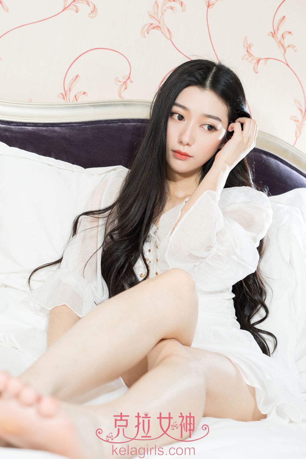 克拉女神小新 《云空漫步》而行