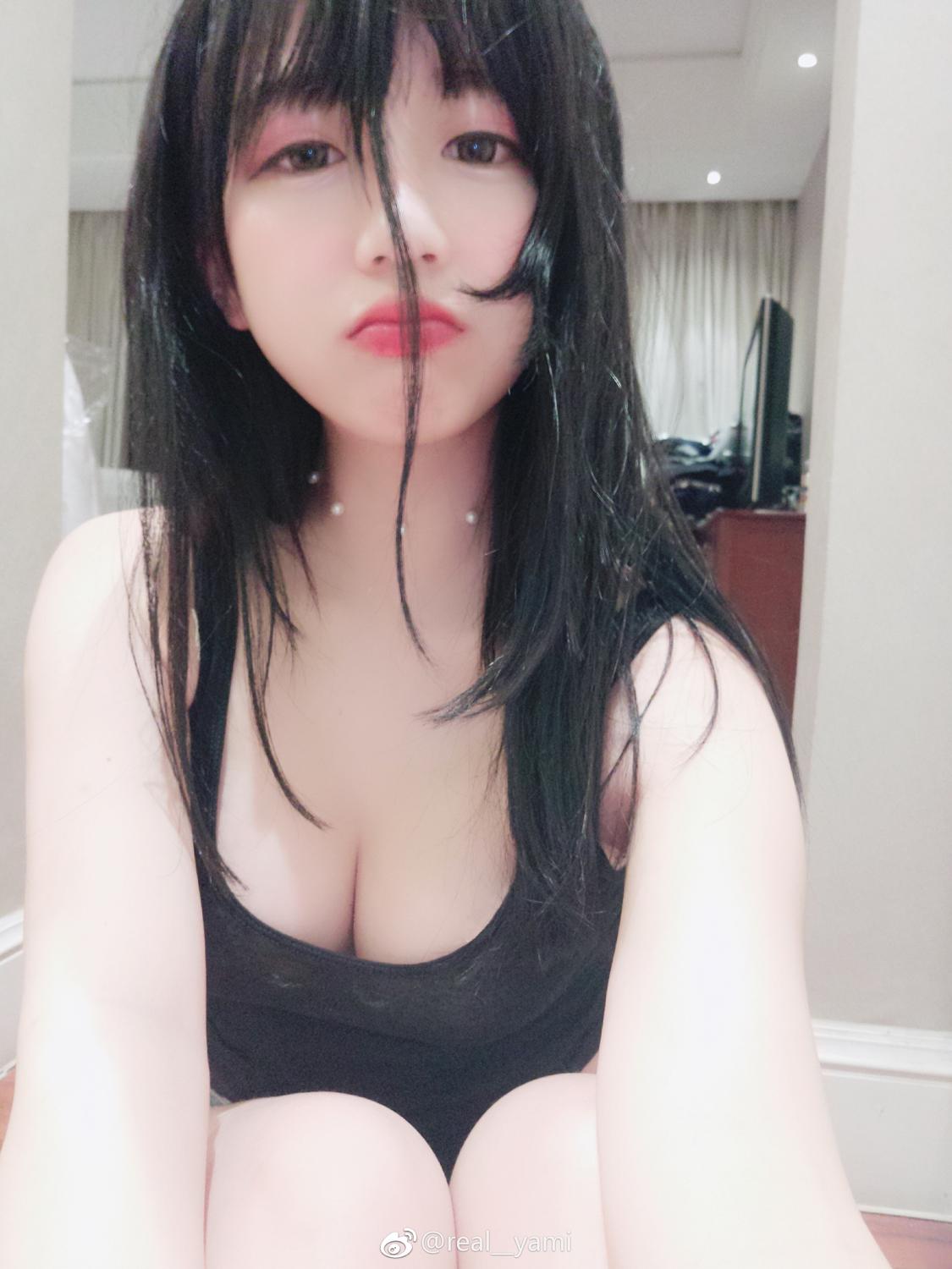 动漫博主real__yami 可爱俏皮的Cos美图
