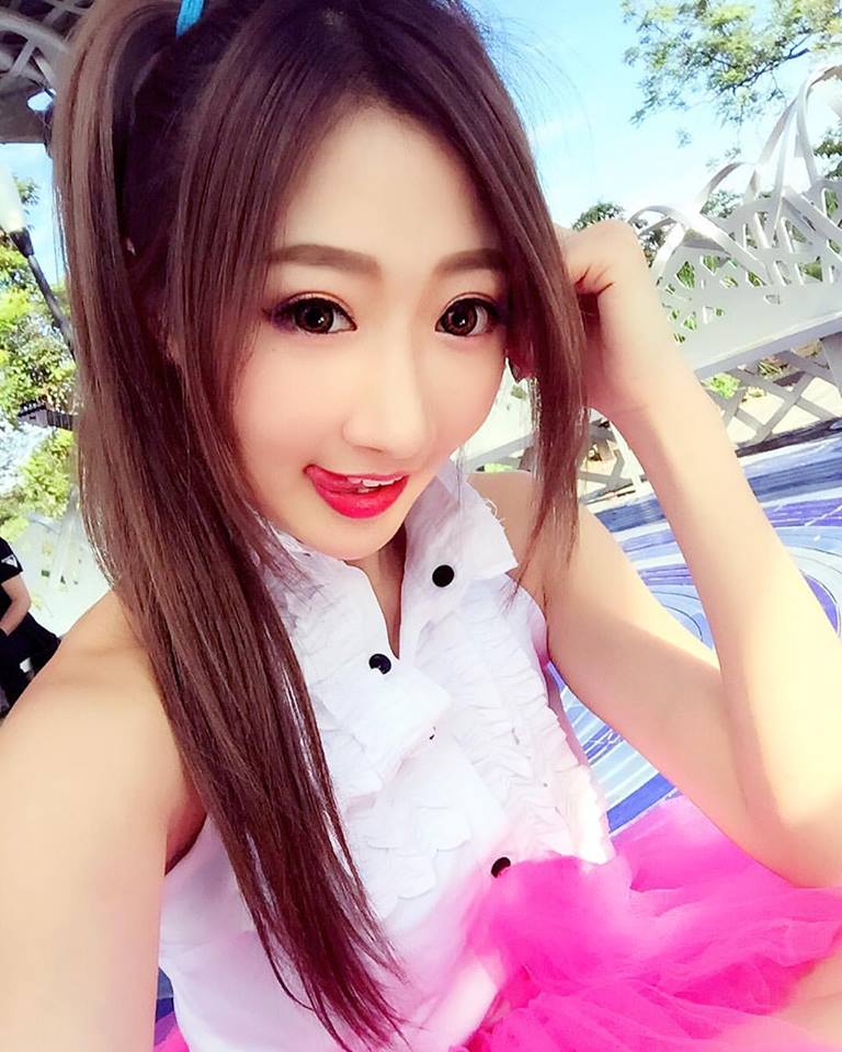 台湾妹子Minnie妮妮 逆天长腿魅力撩人