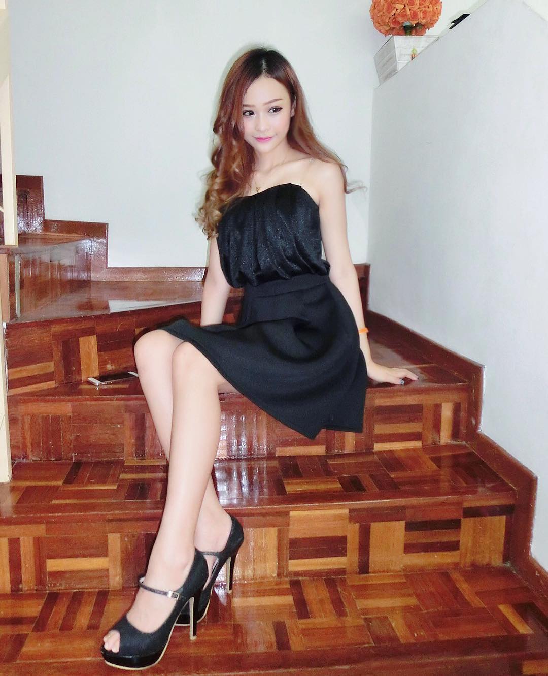 正妹化妆师Suki Yap 傲人事业线辣到翻