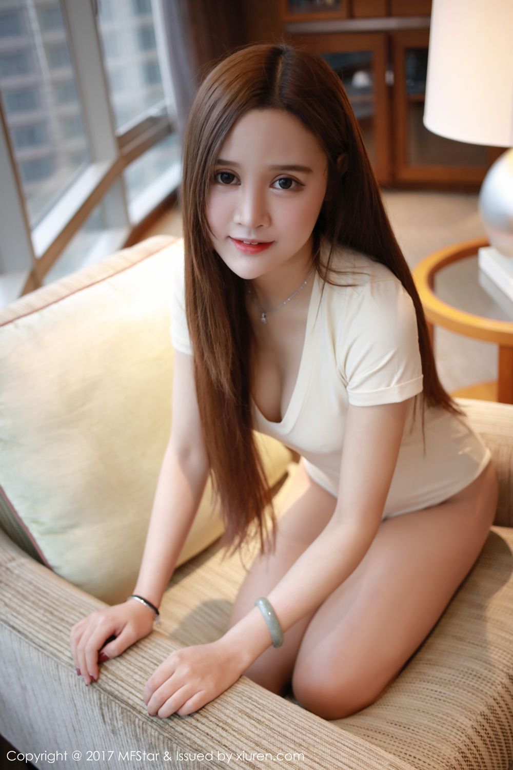 新人模特姗姗 男友衬衫的诱惑