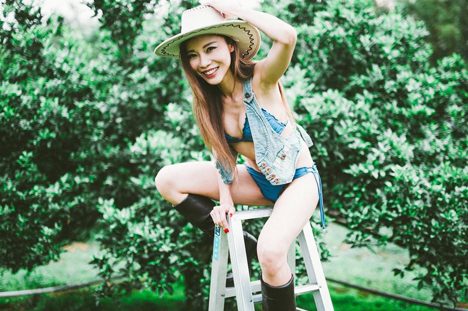 Jkf女郎雀儿喜 火辣钢管舞女郎