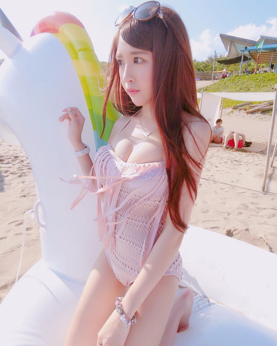 睡觉好天气!正妹蔡念洁Dian爱玩水~