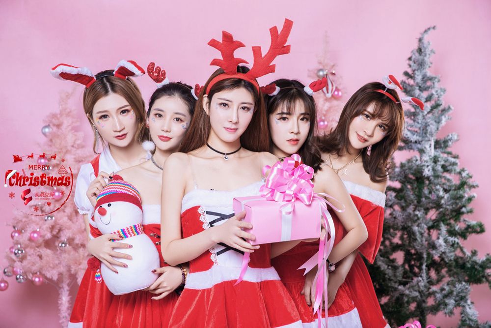 美丽的七位女神,祝福大家2018圣诞节快乐!