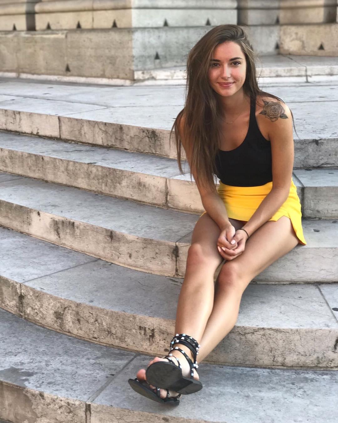 法国甜心Axelle Pruneaux 爱笑的眼睛会勾人