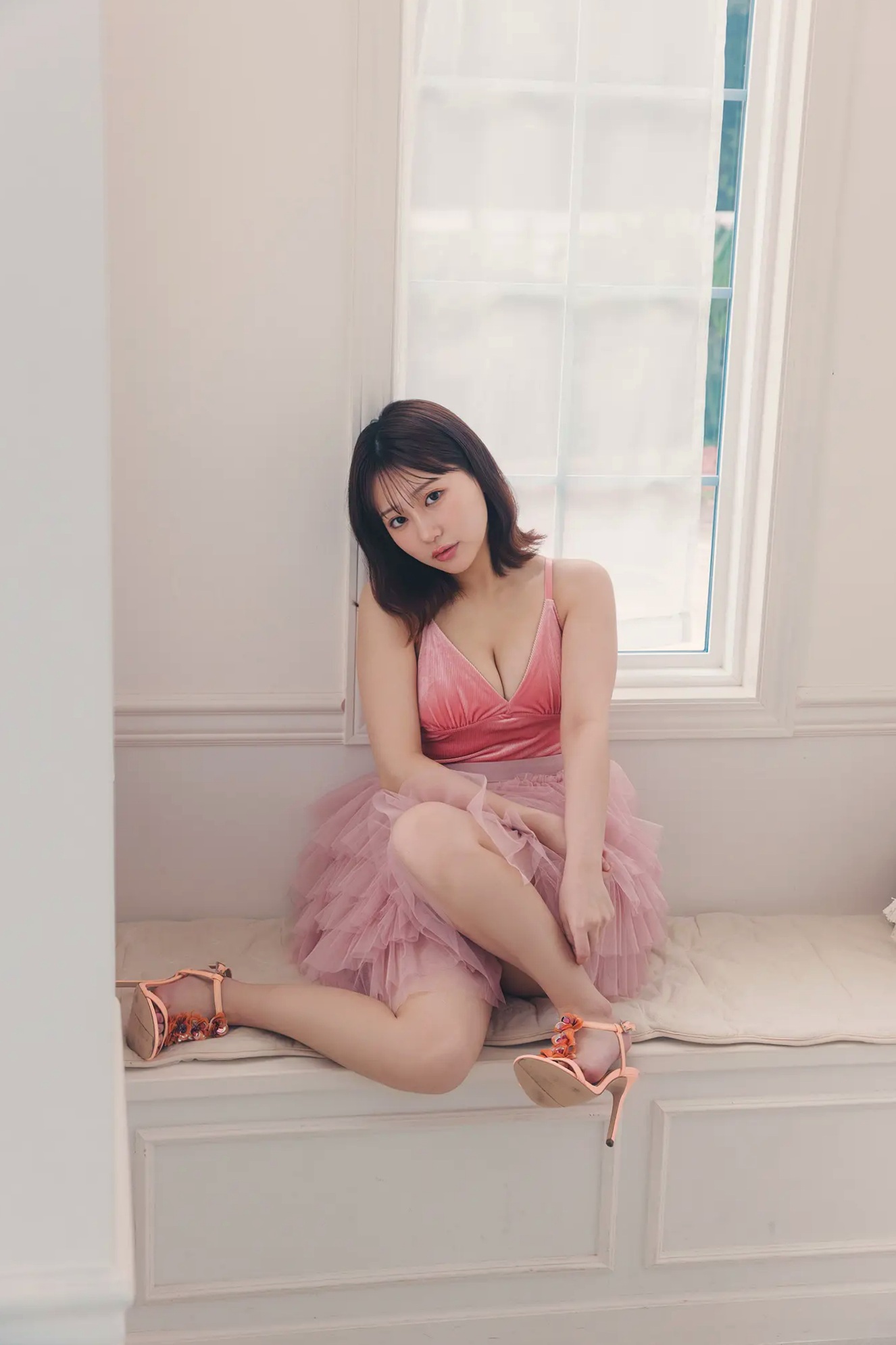 田中美久 - Endless Shine ―終わらない輝き― 浴室泳池比基尼与粉纱清纯性感写真
