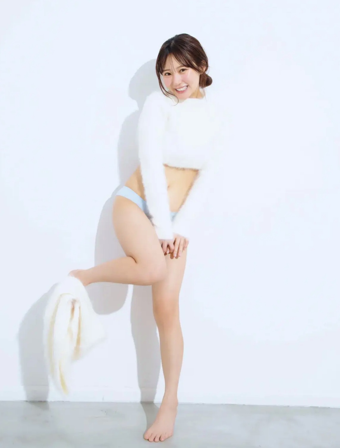 田中美久高清写真:清纯少女蜕变性感女郎,极致傲人身材,唯美私房诱惑摄影