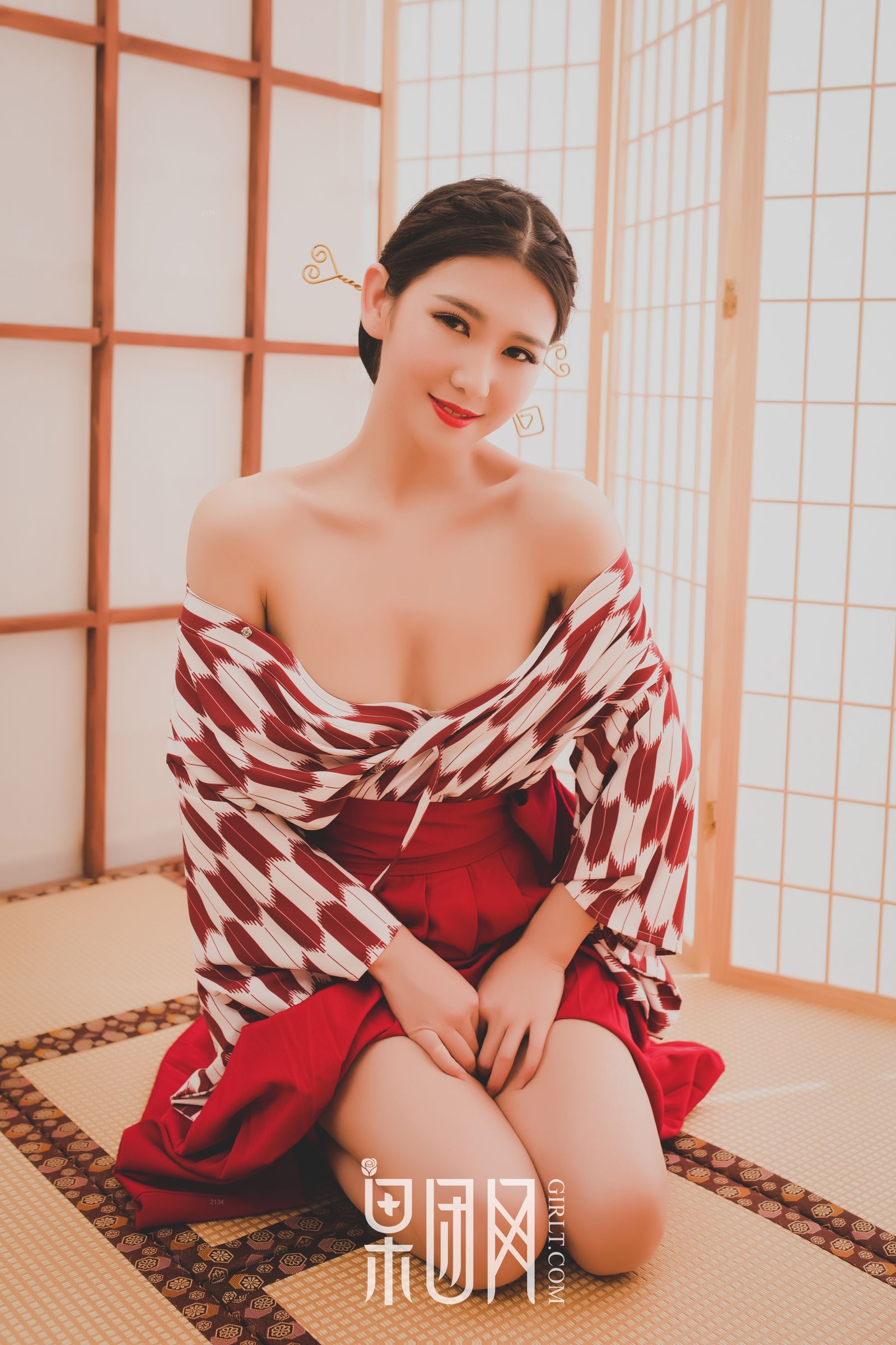 甜软萌妹糖果儿 妖娆的和服诱惑