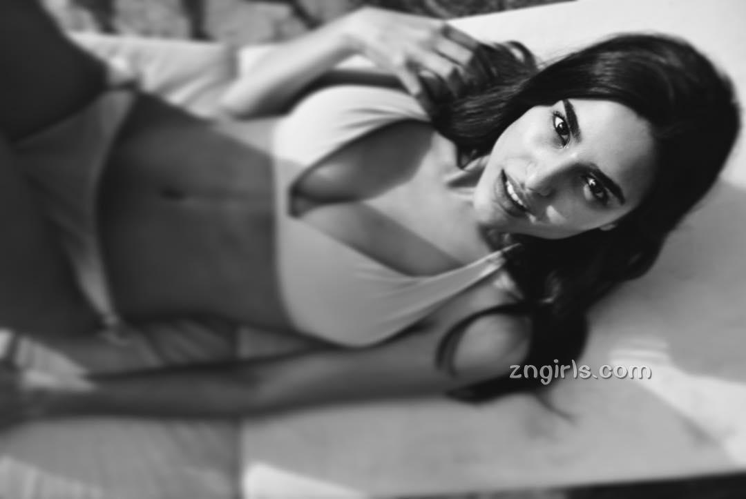 Julia Frauenrath- 德国刚毅型美女私房图