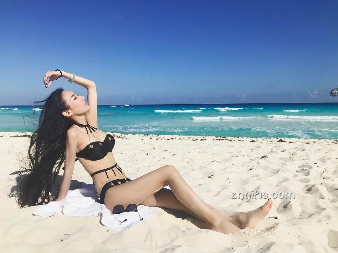 美腿界的天菜!留外高学历正妹看不腻!曲线太喷火!