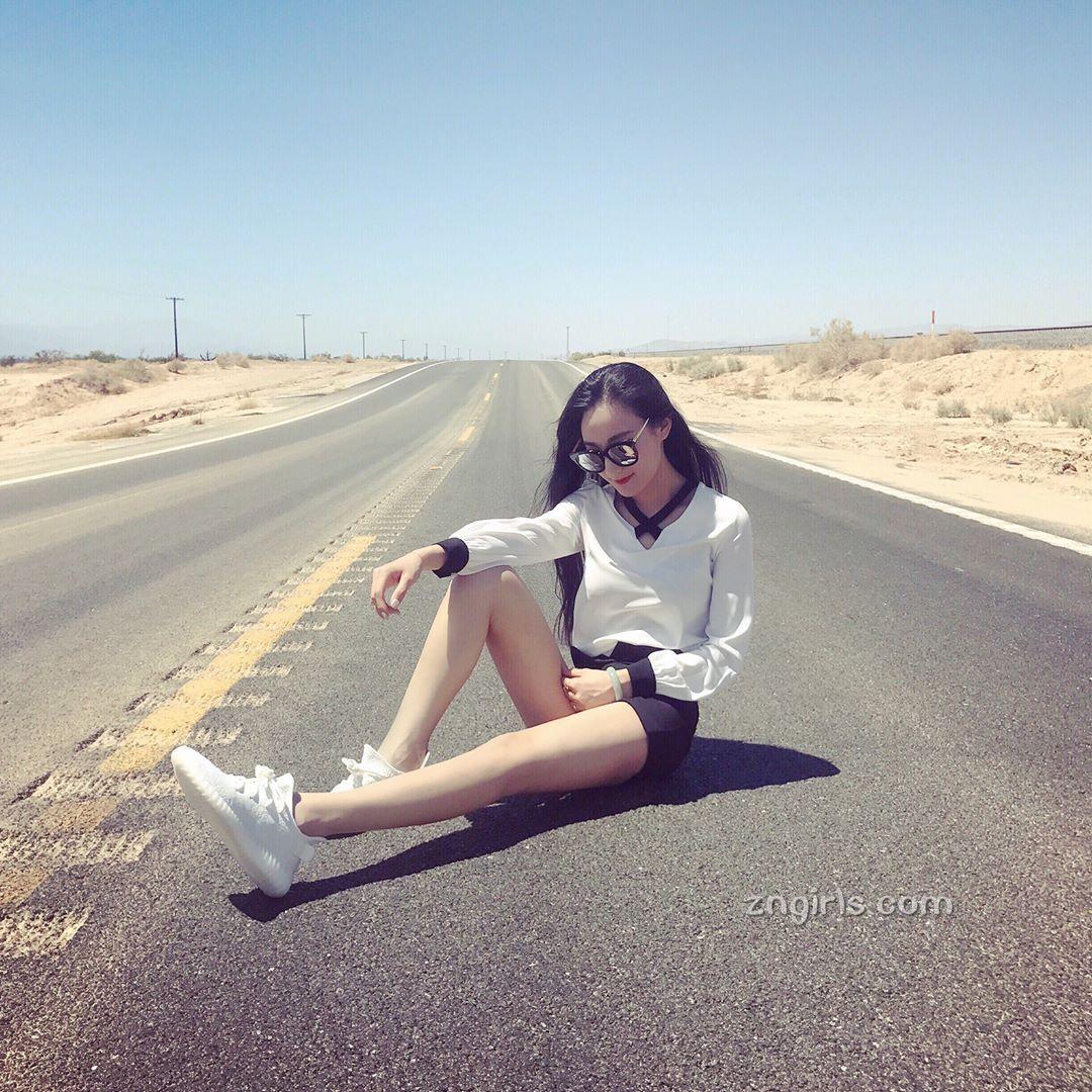 美腿界的天菜!留外高学历正妹看不腻!曲线太喷火!