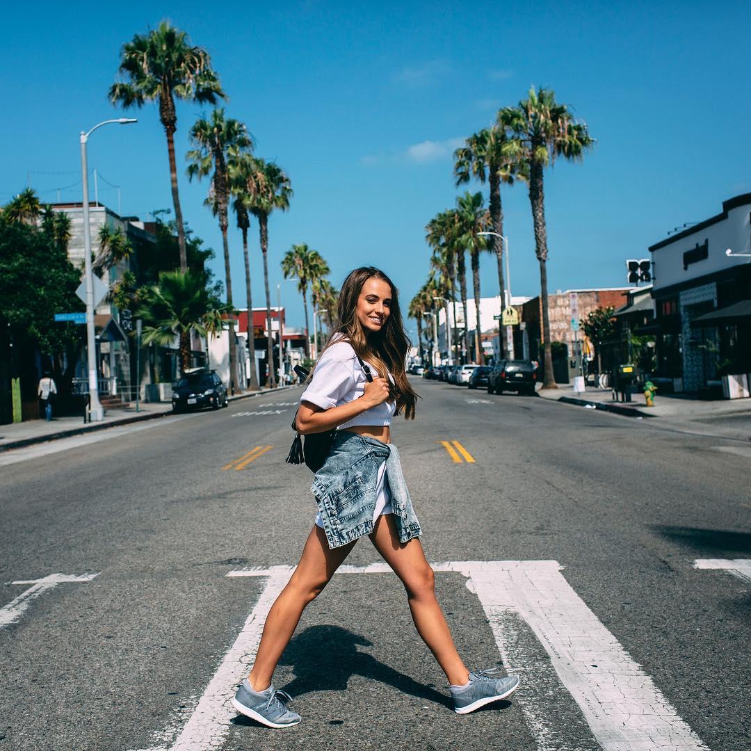 Rachel DeMita- 颜艺俱佳的美女篮球主播