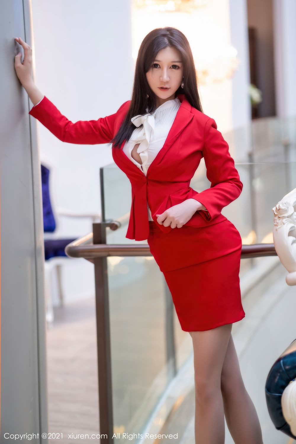 秘书小姐姐顾乔楠 红色内衣魔鬼身材