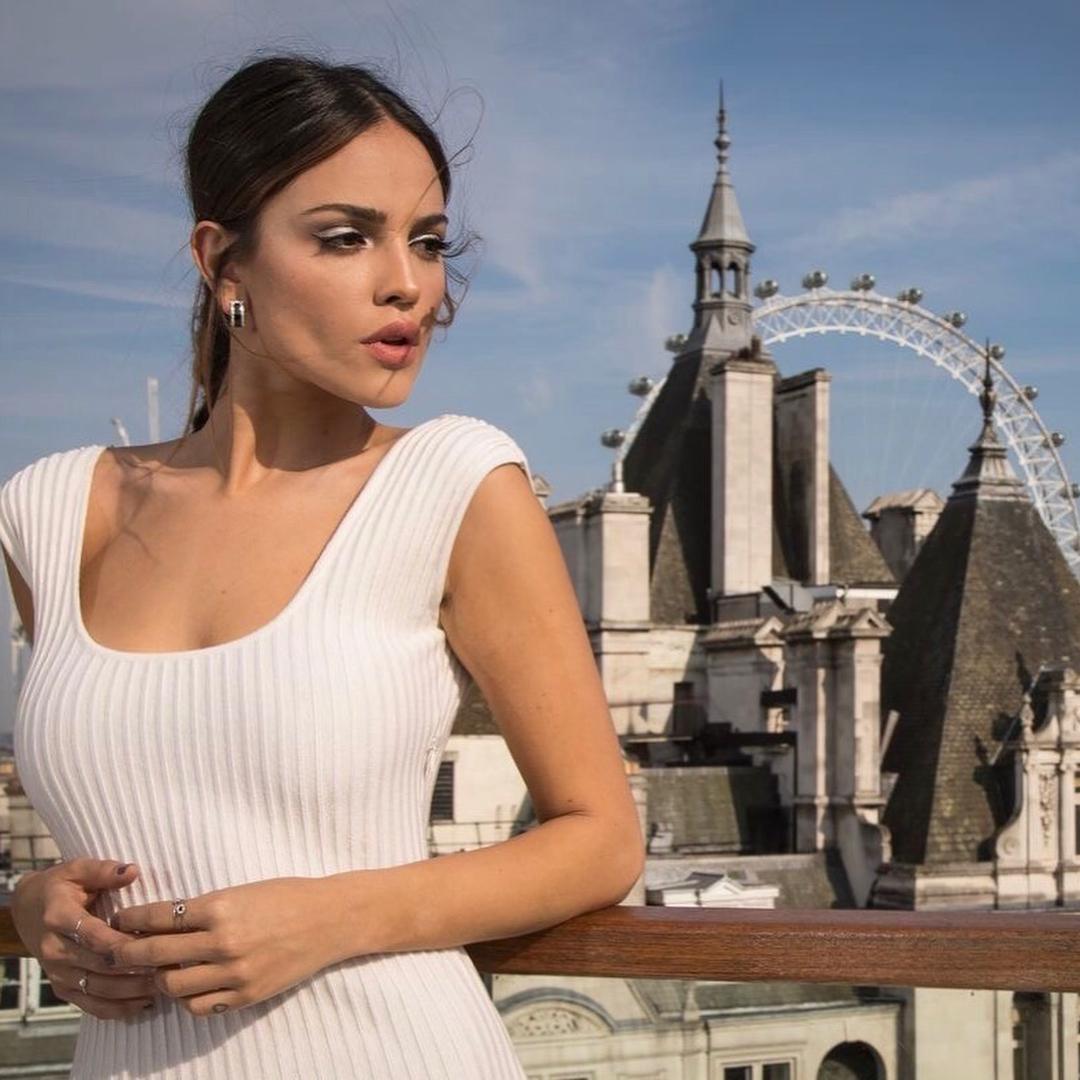 Eiza Gonzalez- 红地毯上的「黄道」美人