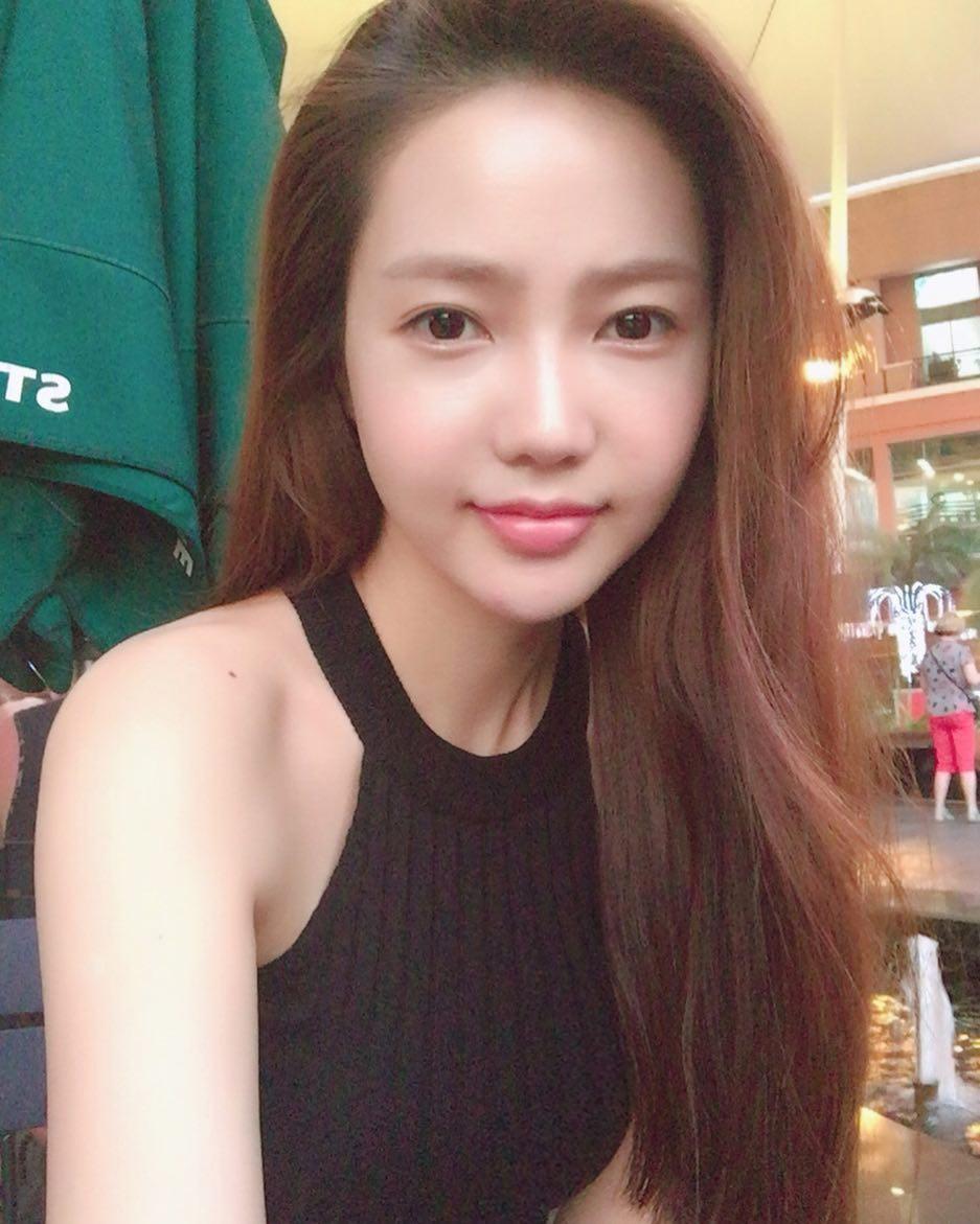 南韩外型气质满分正妹!高颜值让人迷恋~