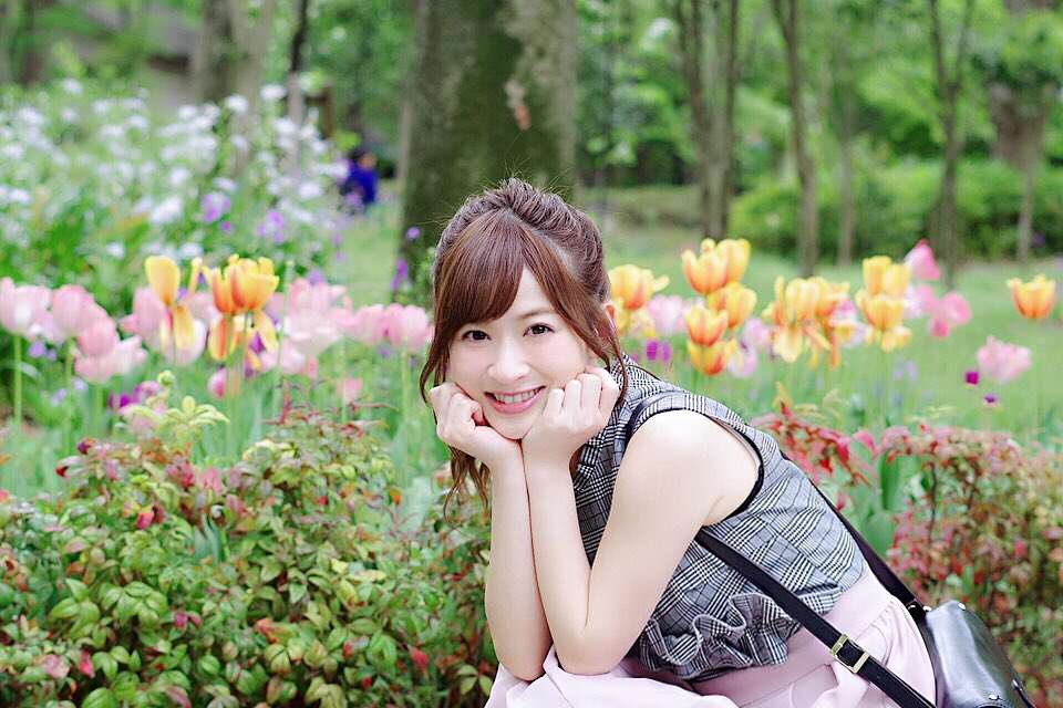 色白道产子美梨(メイリ)美色图片