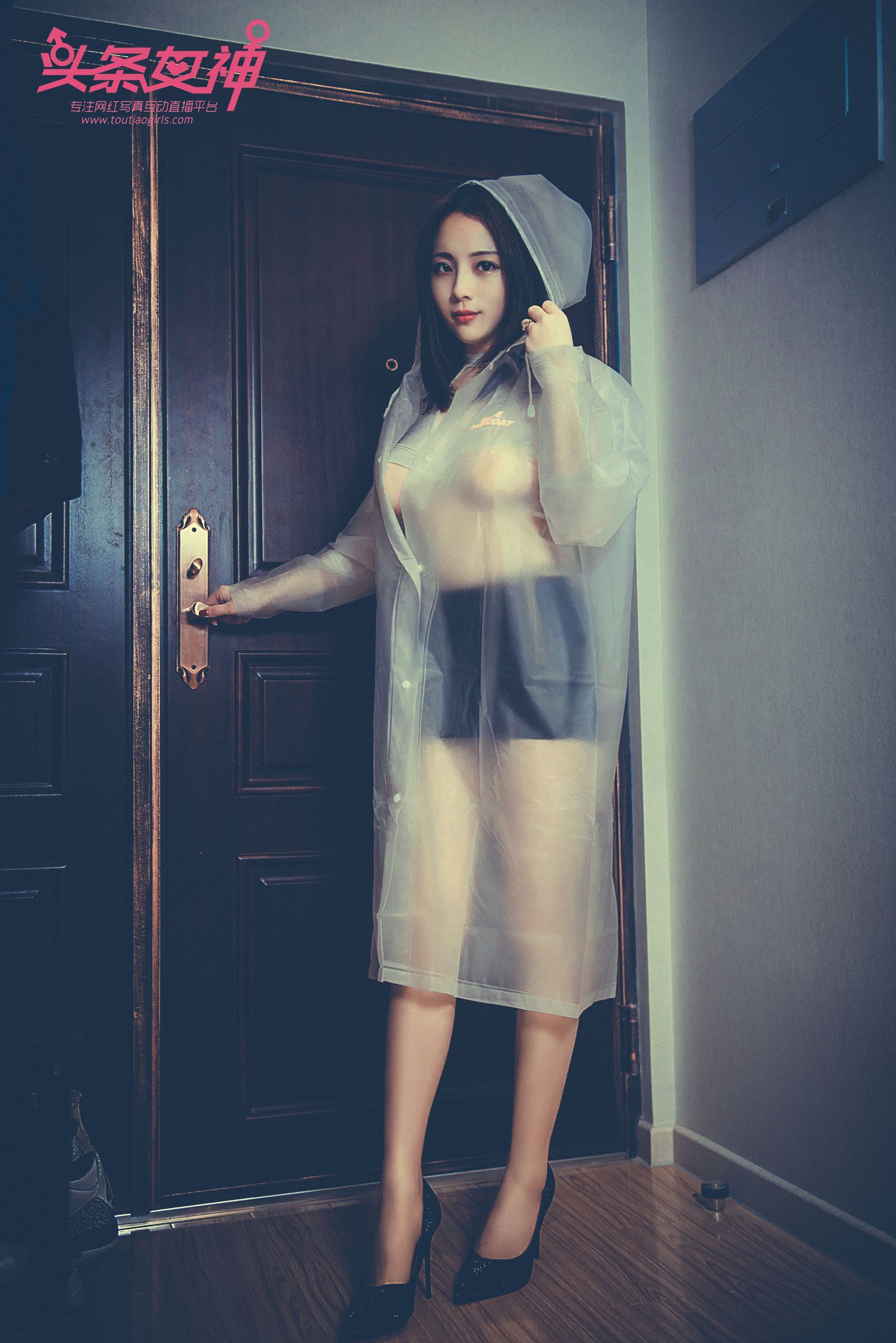 新晋女神迪爱儿 午夜零点水管工