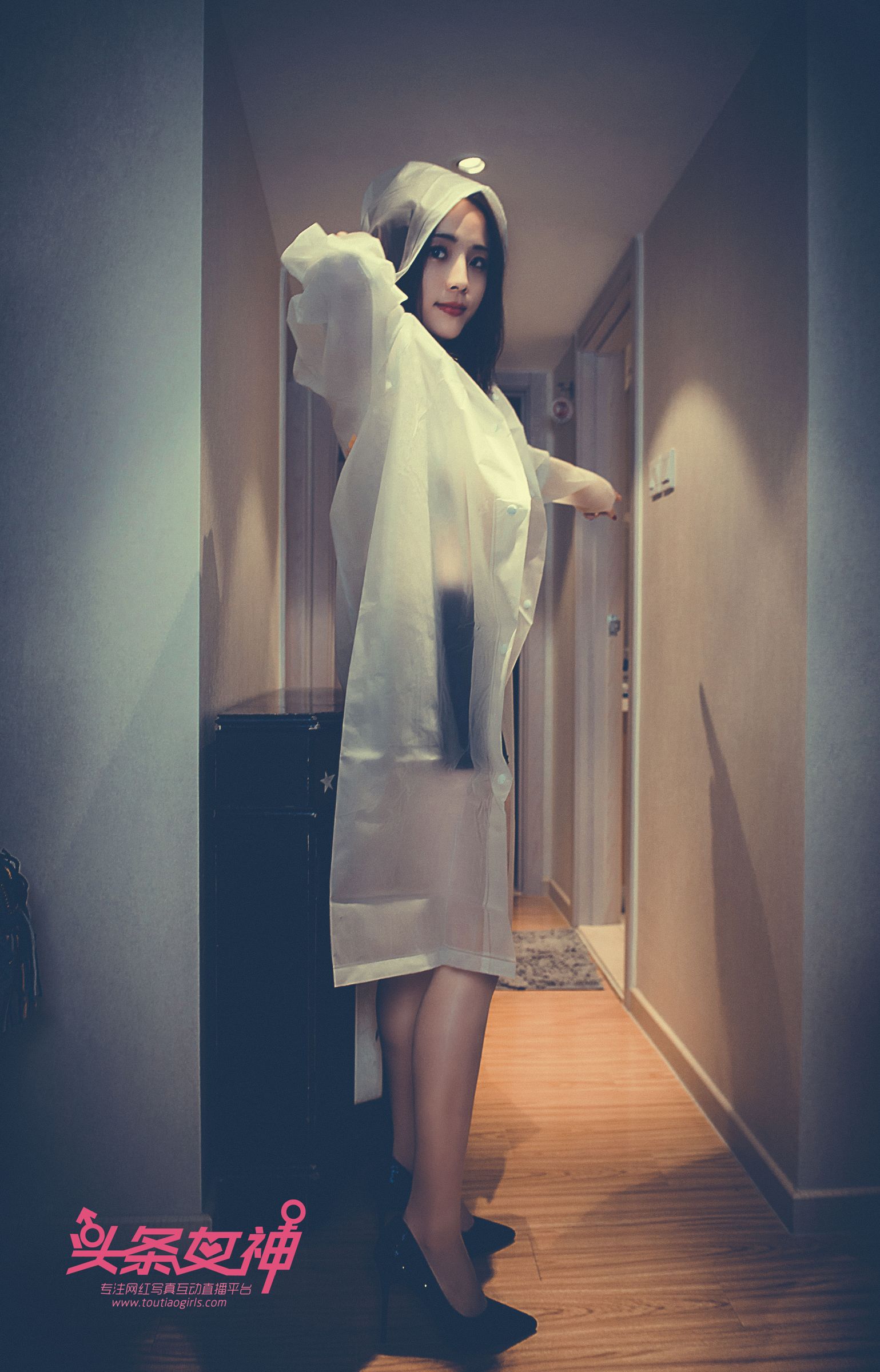 新晋女神迪爱儿 午夜零点水管工