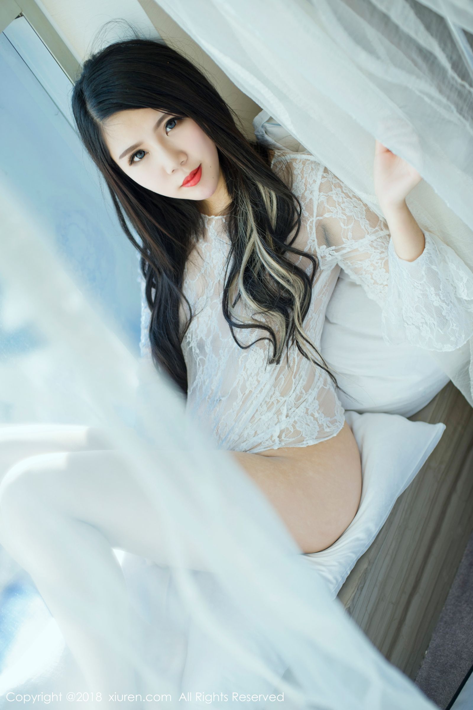 极品软姊妹北海大公主 日系体操服白色镂空衣