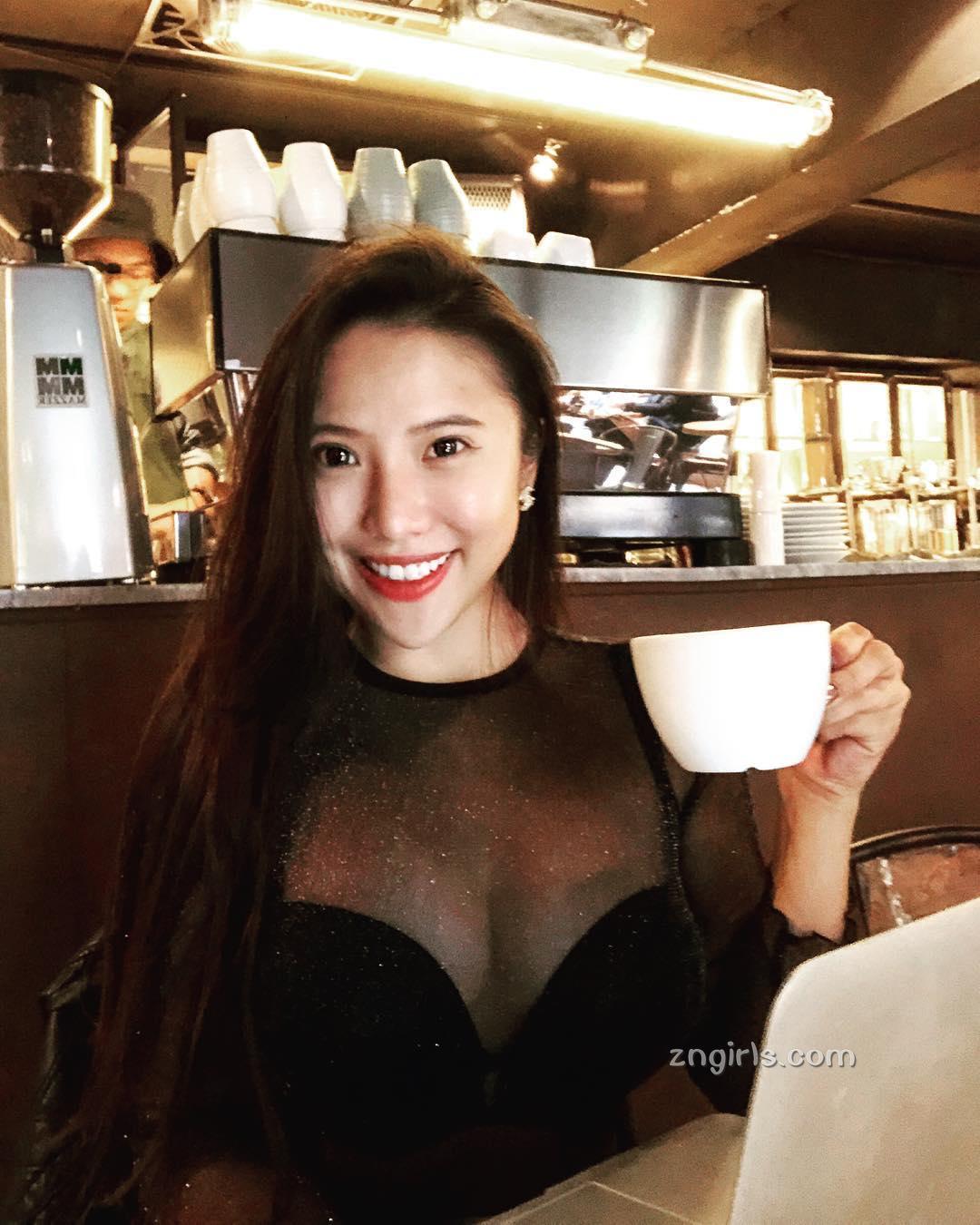 张恬甄- 激辛!特辣台湾欧派妹浑圆蜜桃臀