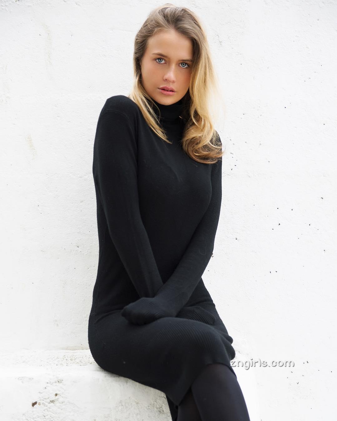 Lydia Gough- 浓醇香穿过萤幕闻到