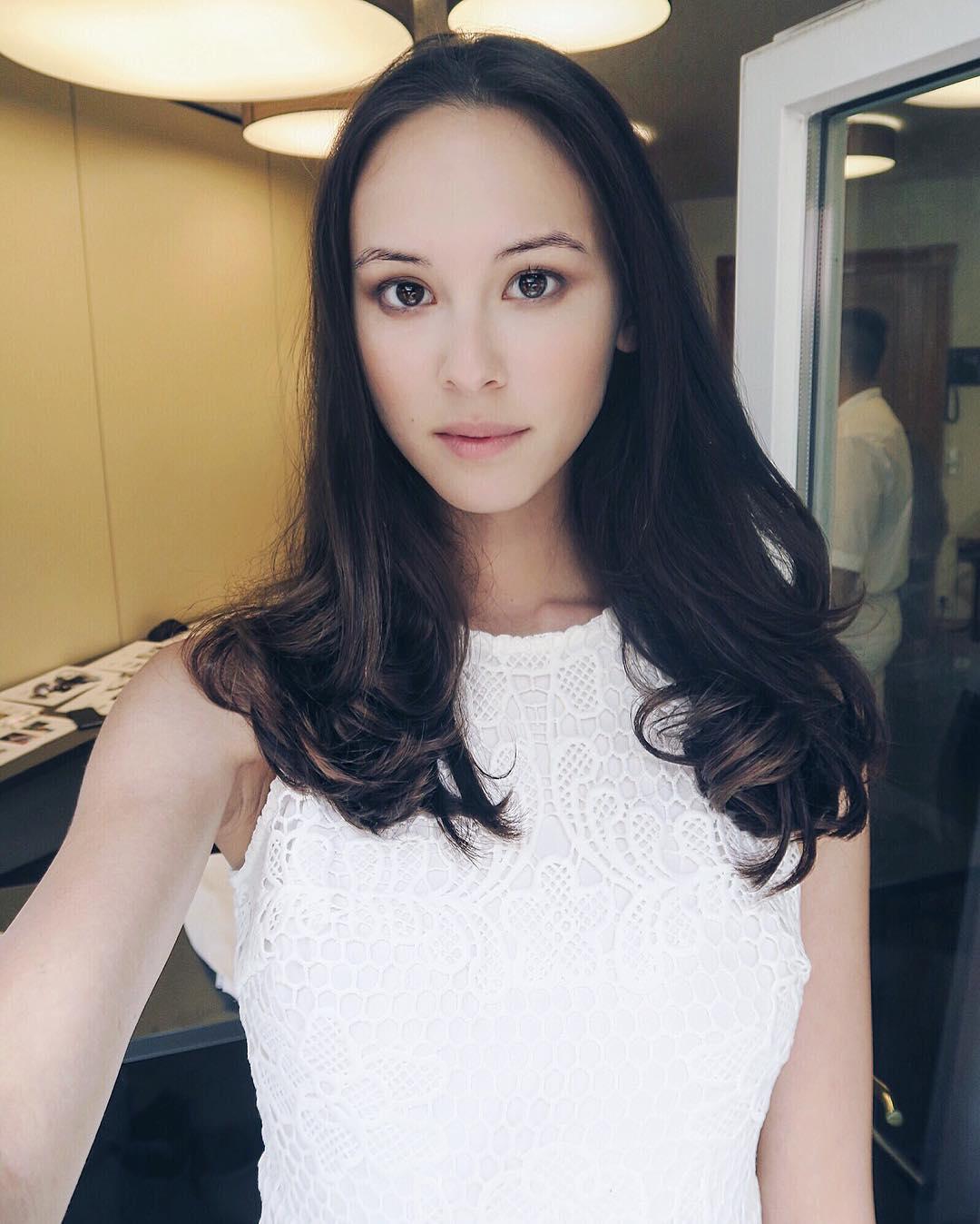 Mia Sabathy- 中澳混血美人私房照
