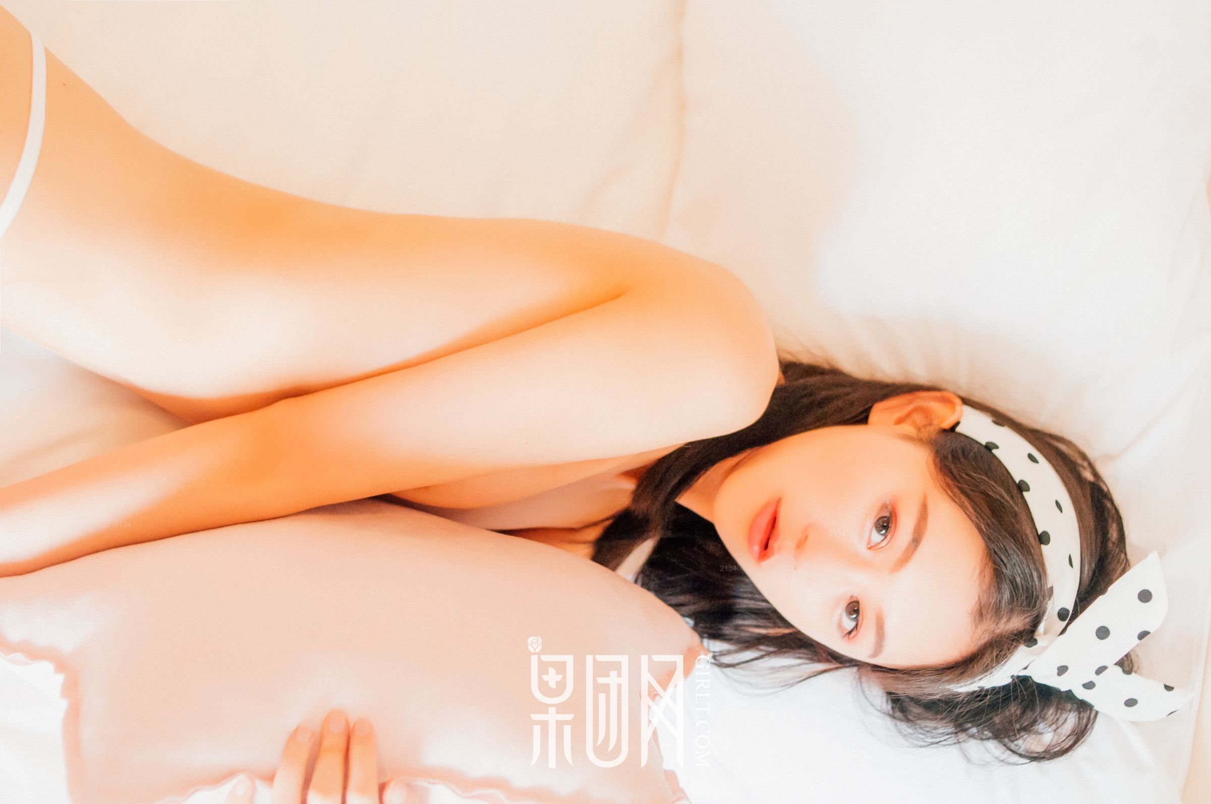 美人起床 不可方物