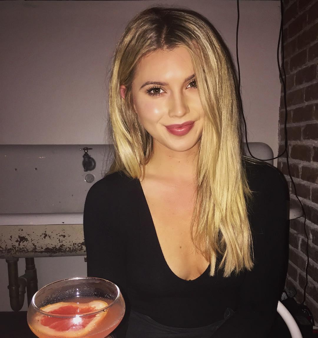 Lucy Robson- 英国最性感的高尔夫球手