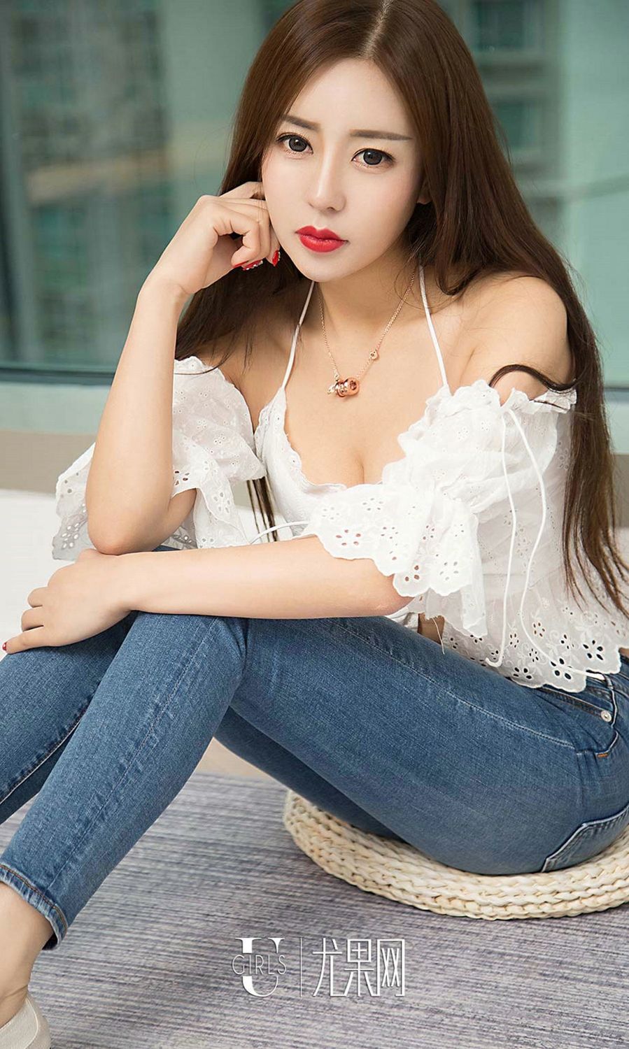吴美溪魅惑眼影 那是罗曼蒂克的吻
