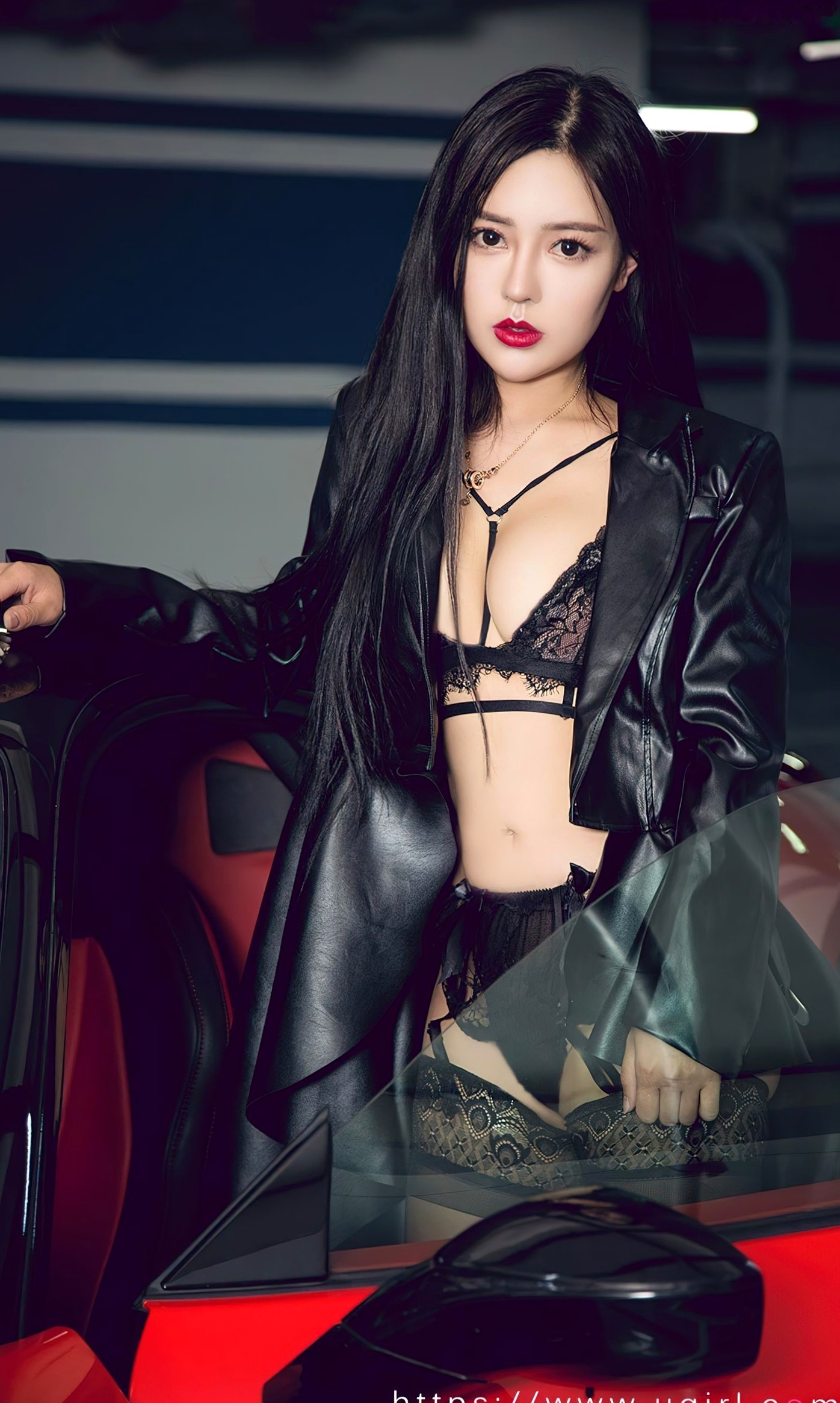 UGirlsApp尤果圈爱尤物-2620-吴美溪《导火索》:精致黑色内衣与丝袜穿搭,展现极致冷艳御姐诱惑