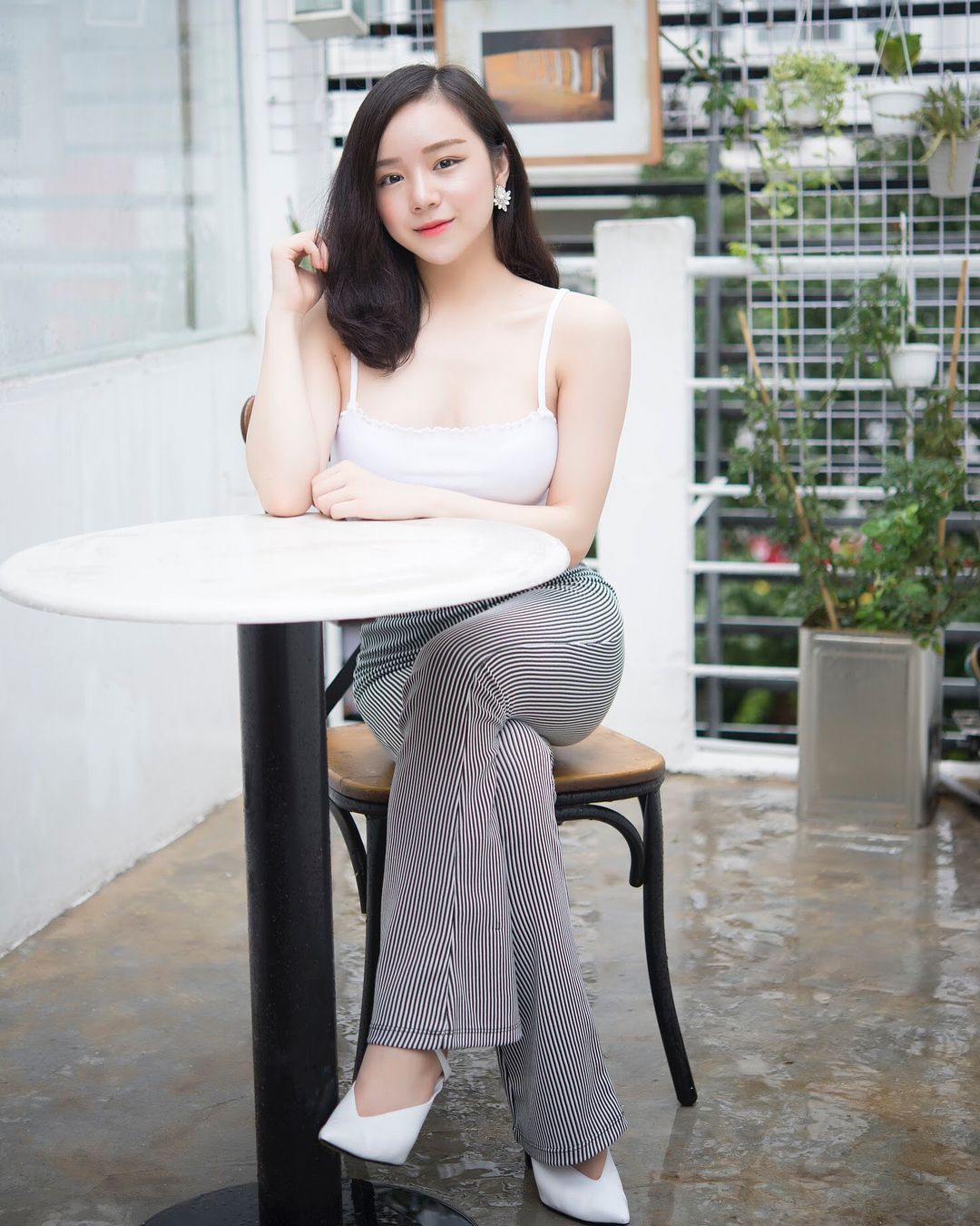 球场成名!越南美臀Thuy Tienn