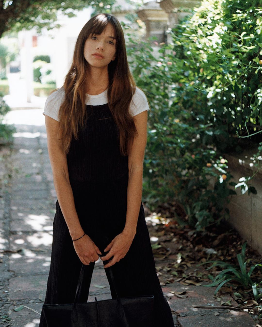 Gabby Rod- 女友系正妹「狂野使坏」形象大翻转