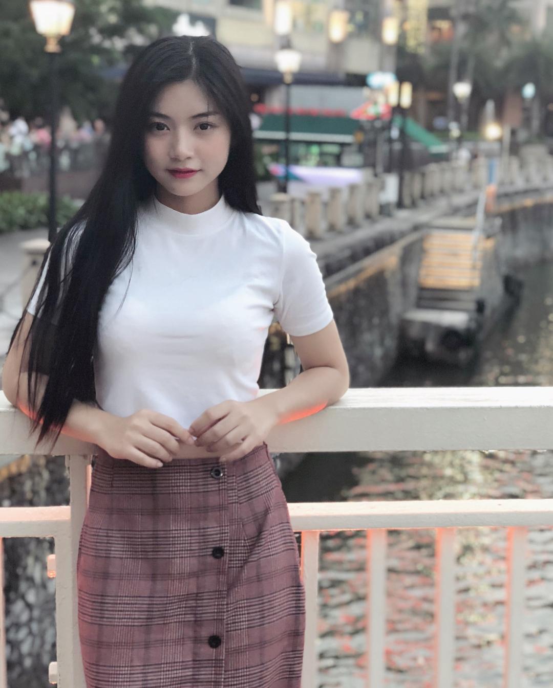Nam Phuong- 越南好老婆vs青涩美少女