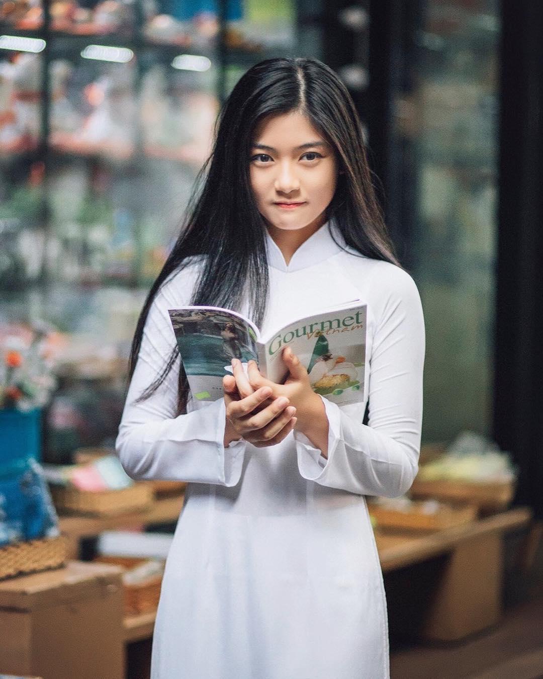 Nam Phuong- 越南好老婆vs青涩美少女