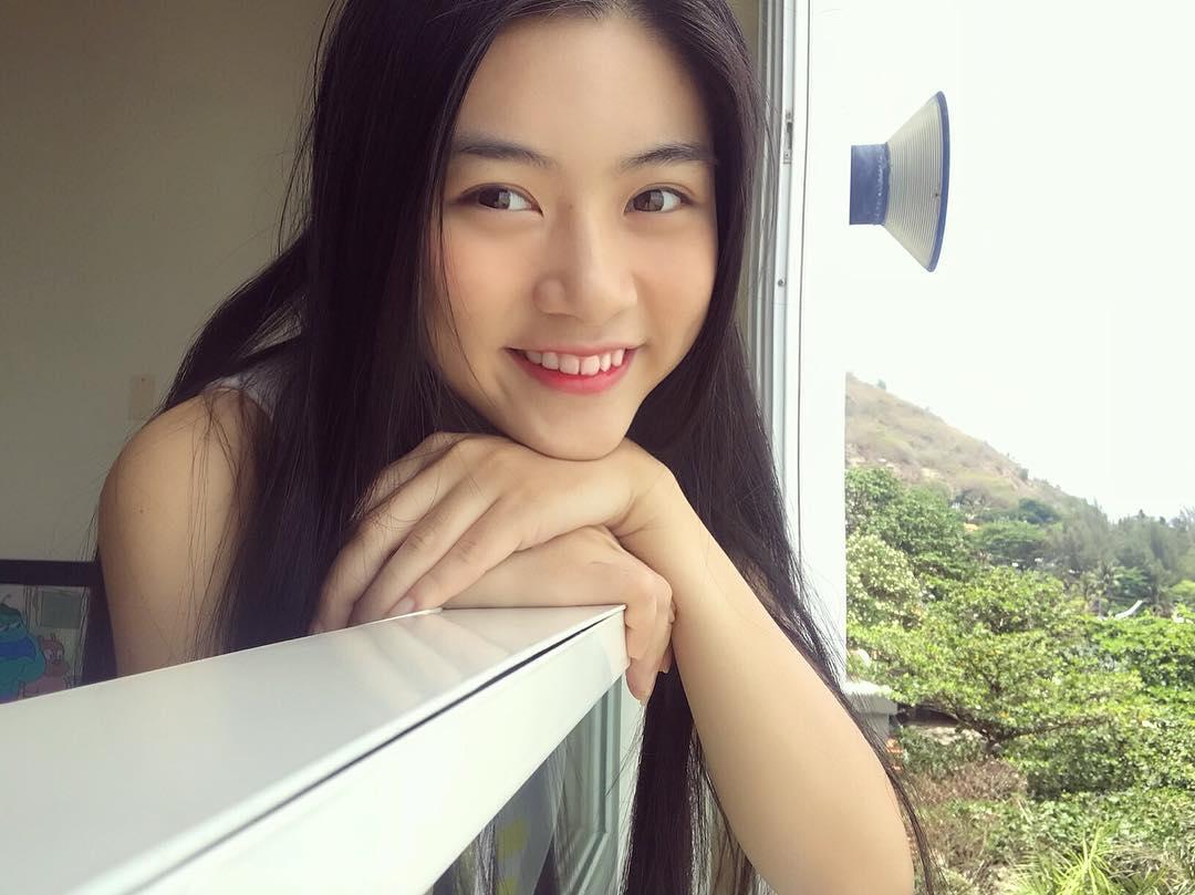 Nam Phuong- 越南好老婆vs青涩美少女