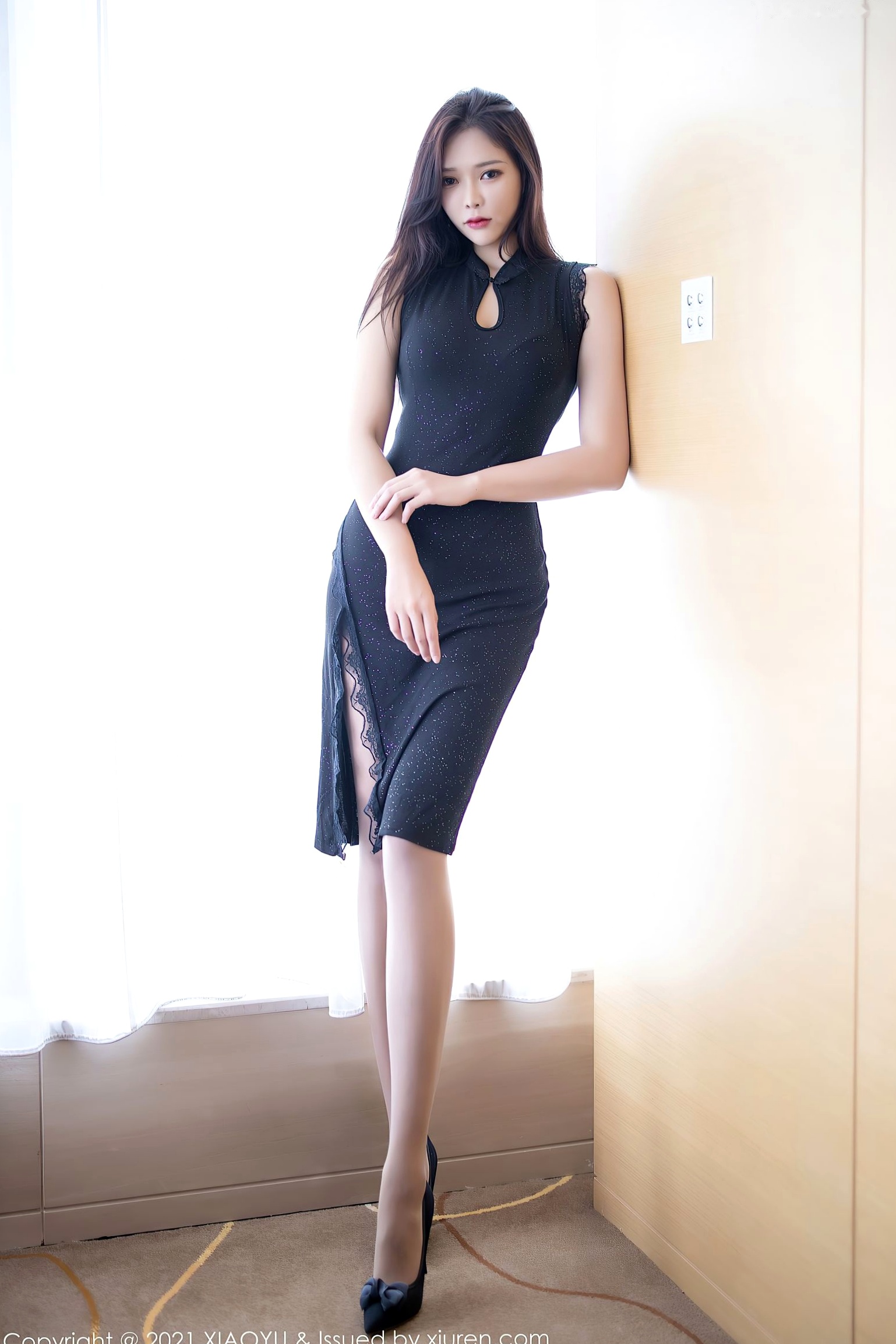 XiaoYu语画界-娜比极致私房大片,性感内衣配合修长美腿,尽显名媛优雅诱惑