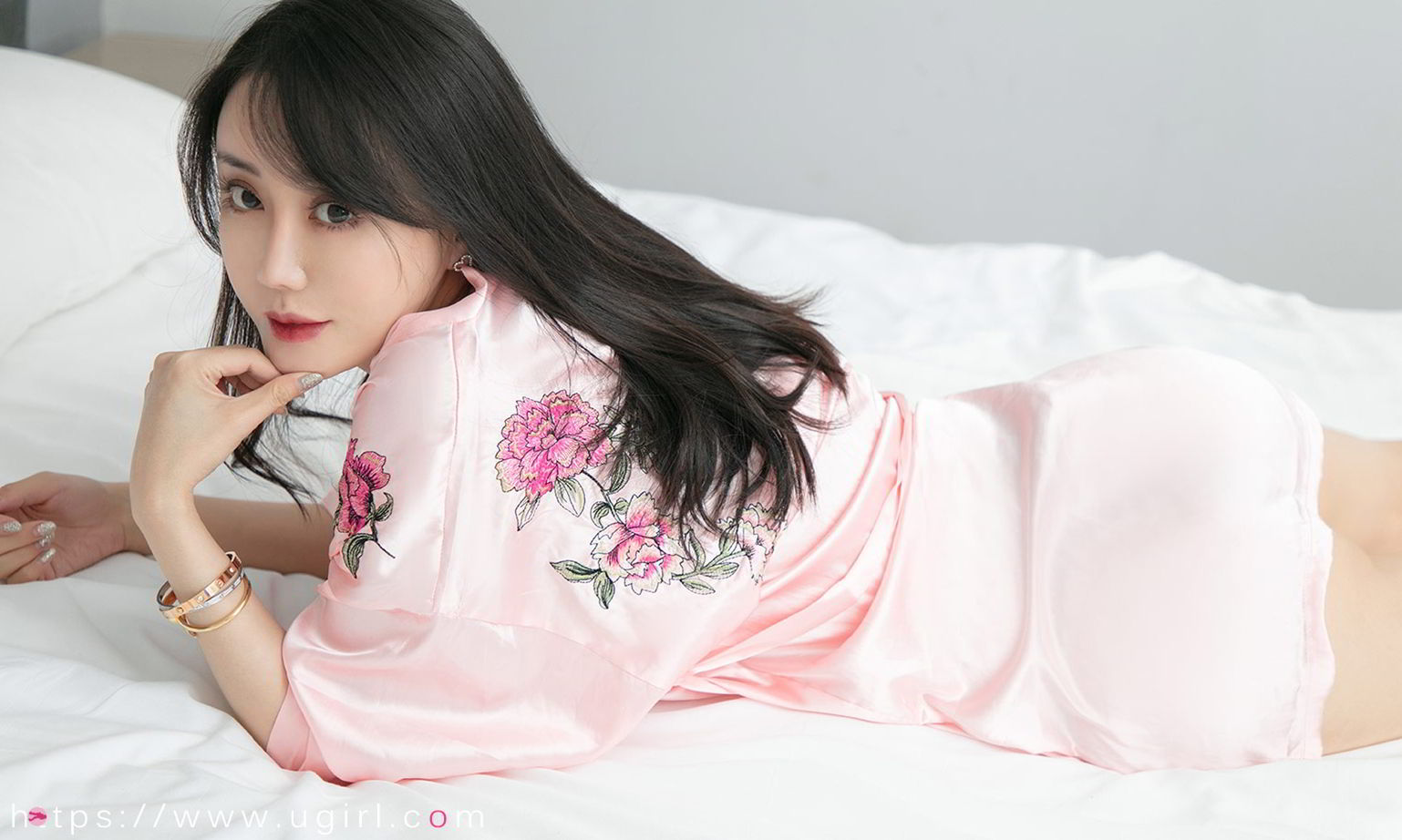 樱雪微甜的欣凌 高贵的女王气质