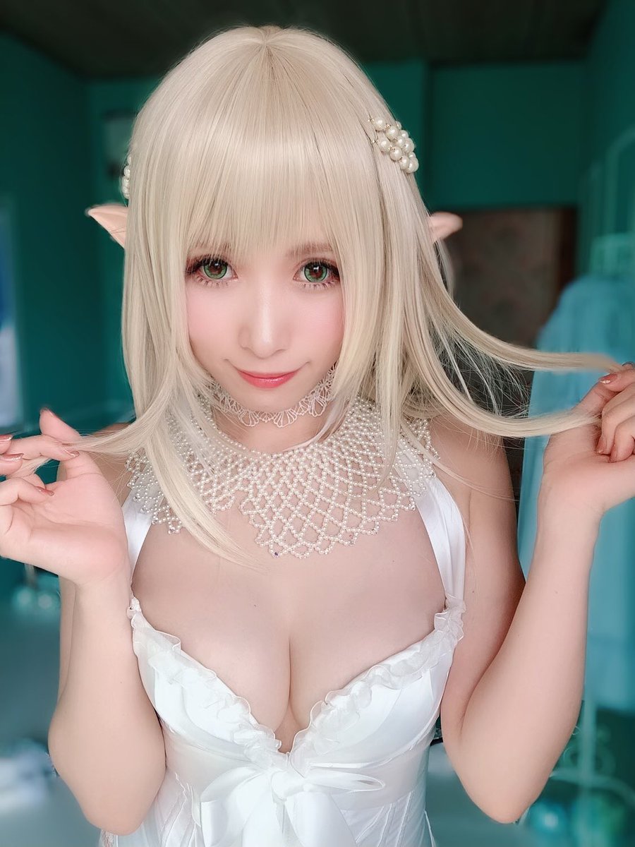 超甜美Coser「JILL」卸下浓妆是个萌妹子