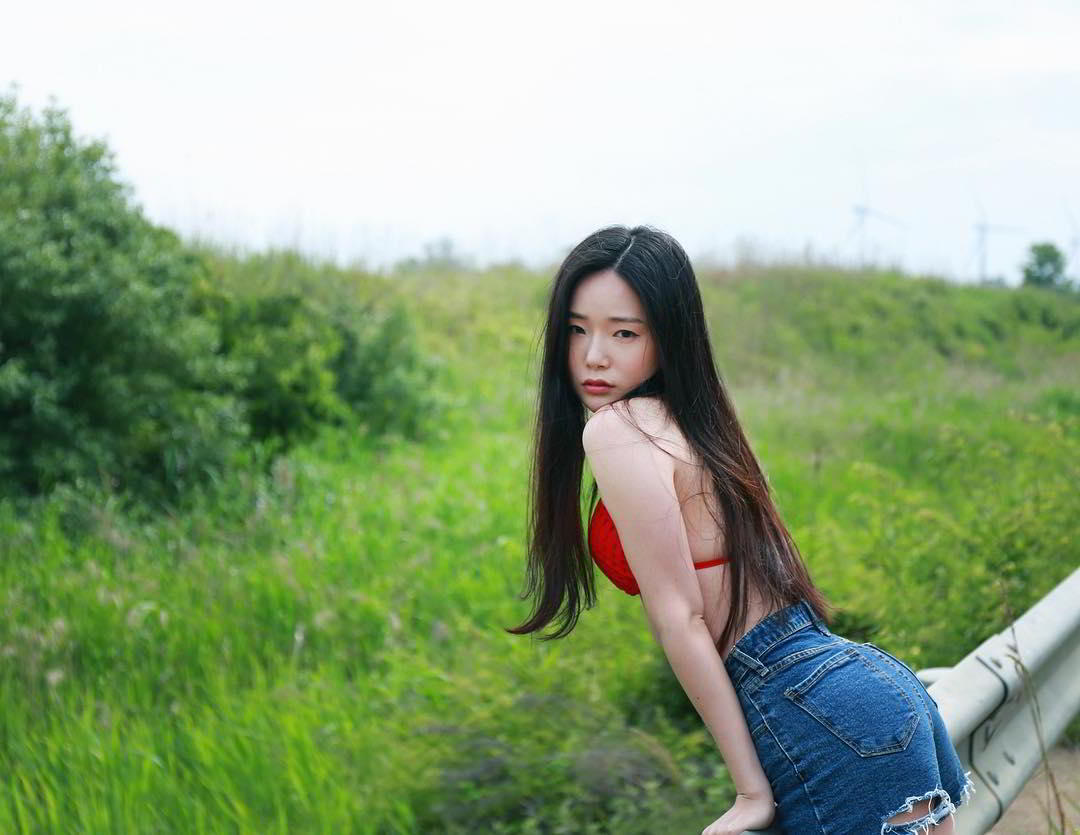 韩模「PIA」告诉你,单眼皮的吸引力