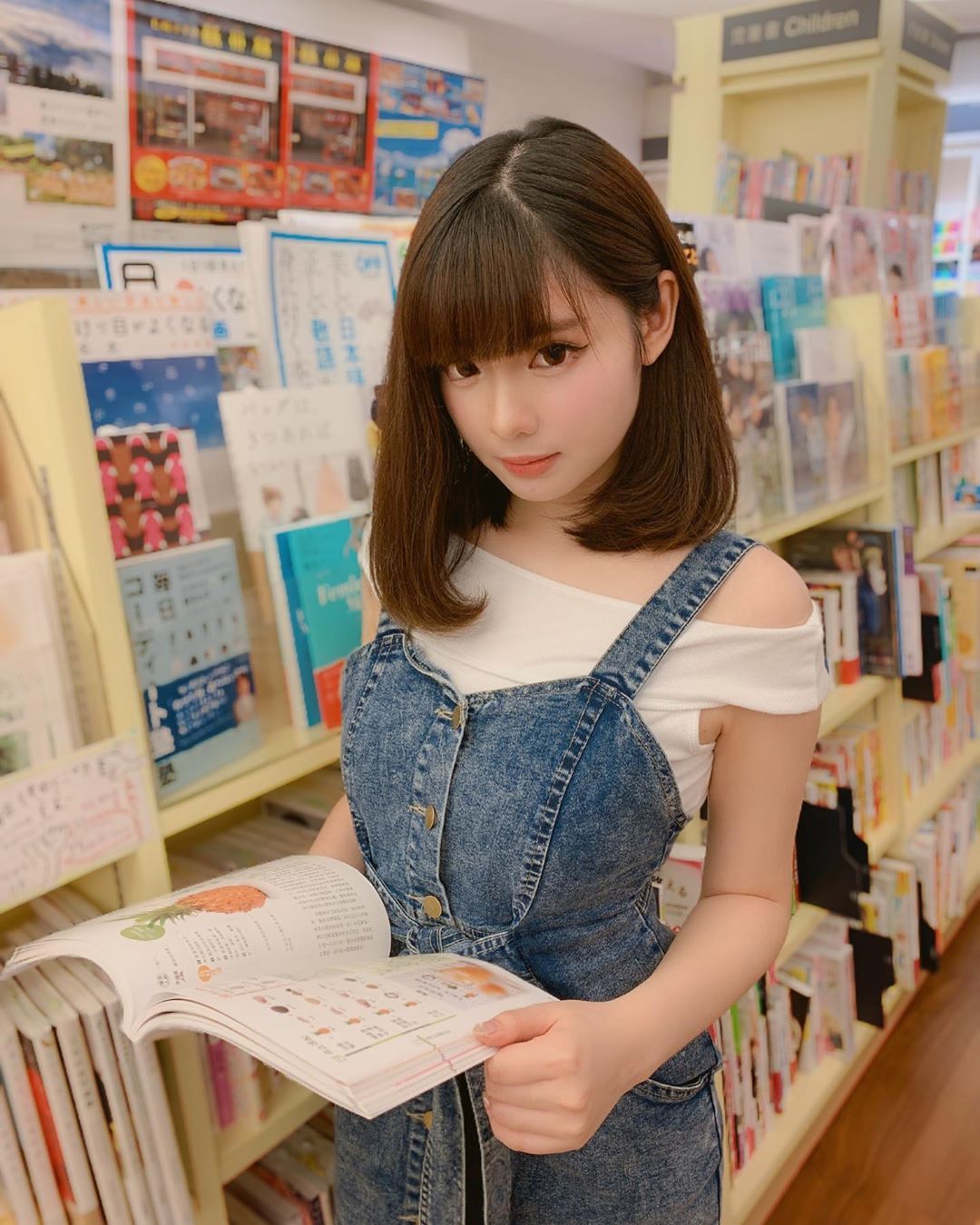 言情小说般梦幻!大马童颜妹「Amy香儿」傲人上围藏不住