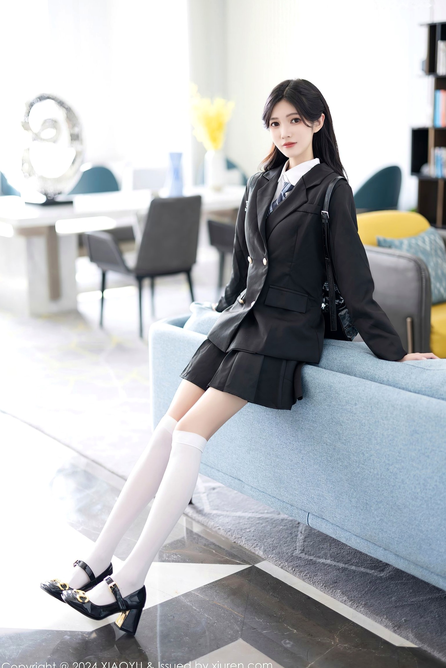 语画界-程程程:日系JK校服制服诱惑,白衬衫配黑短裙私房写真系列 - 1204期