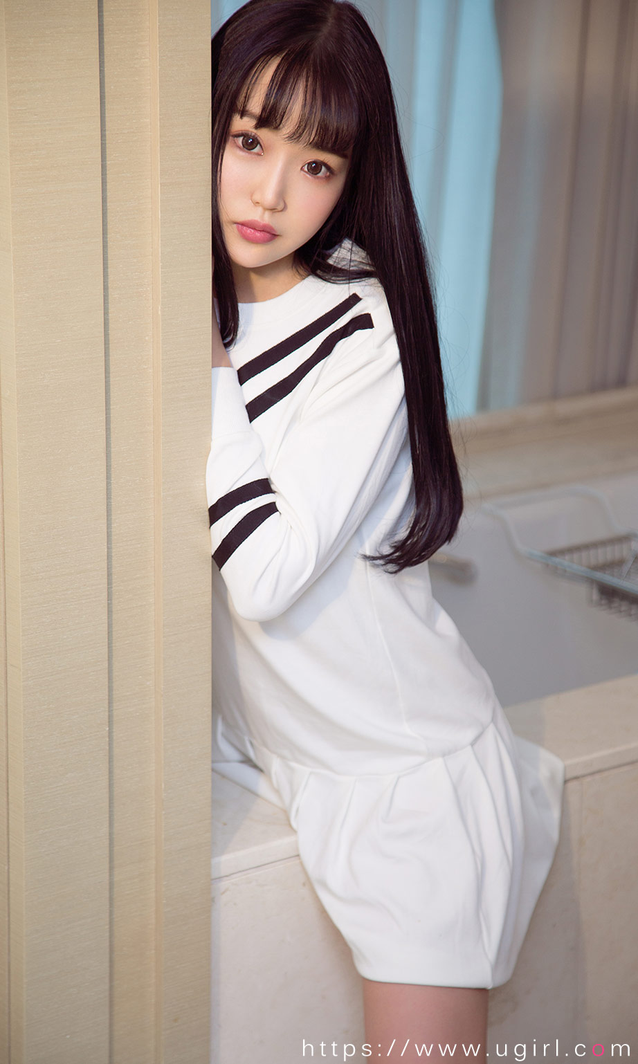 林雨萌诱人的樱桃 夏雨之后甜美的笑