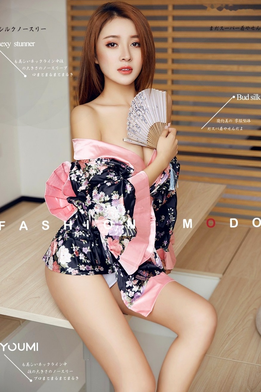 YouMi尤蜜-黄金宝儿《软糯和风闪光少女》:日系唯美室内私房摄影,诱惑和服下的白嫩美腿