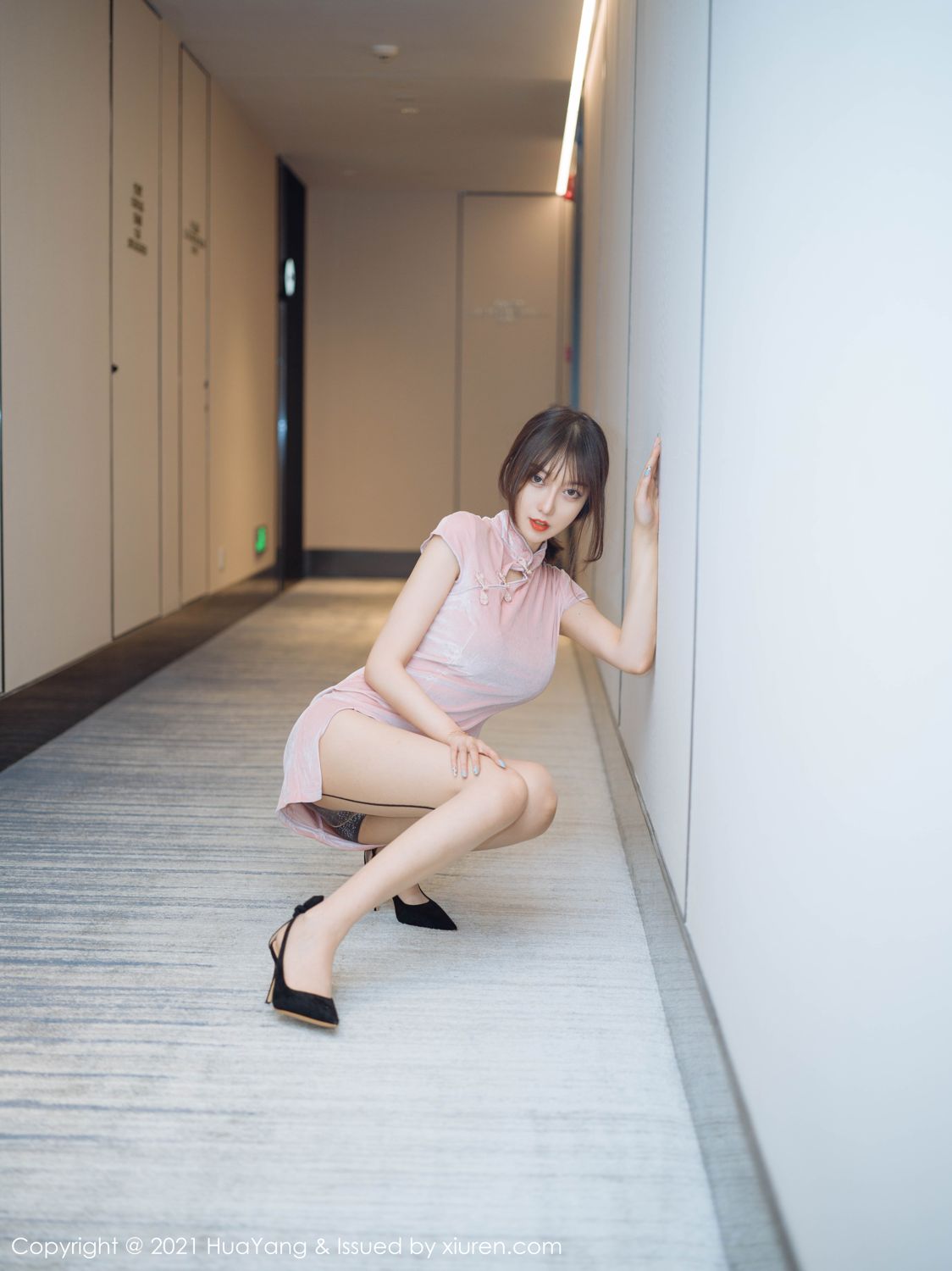 丽质美人玥儿玥 古典的粉色旗袍