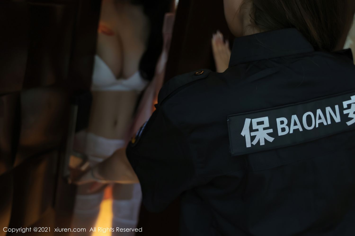 美七Mia与萌汉药 物业保安修水管