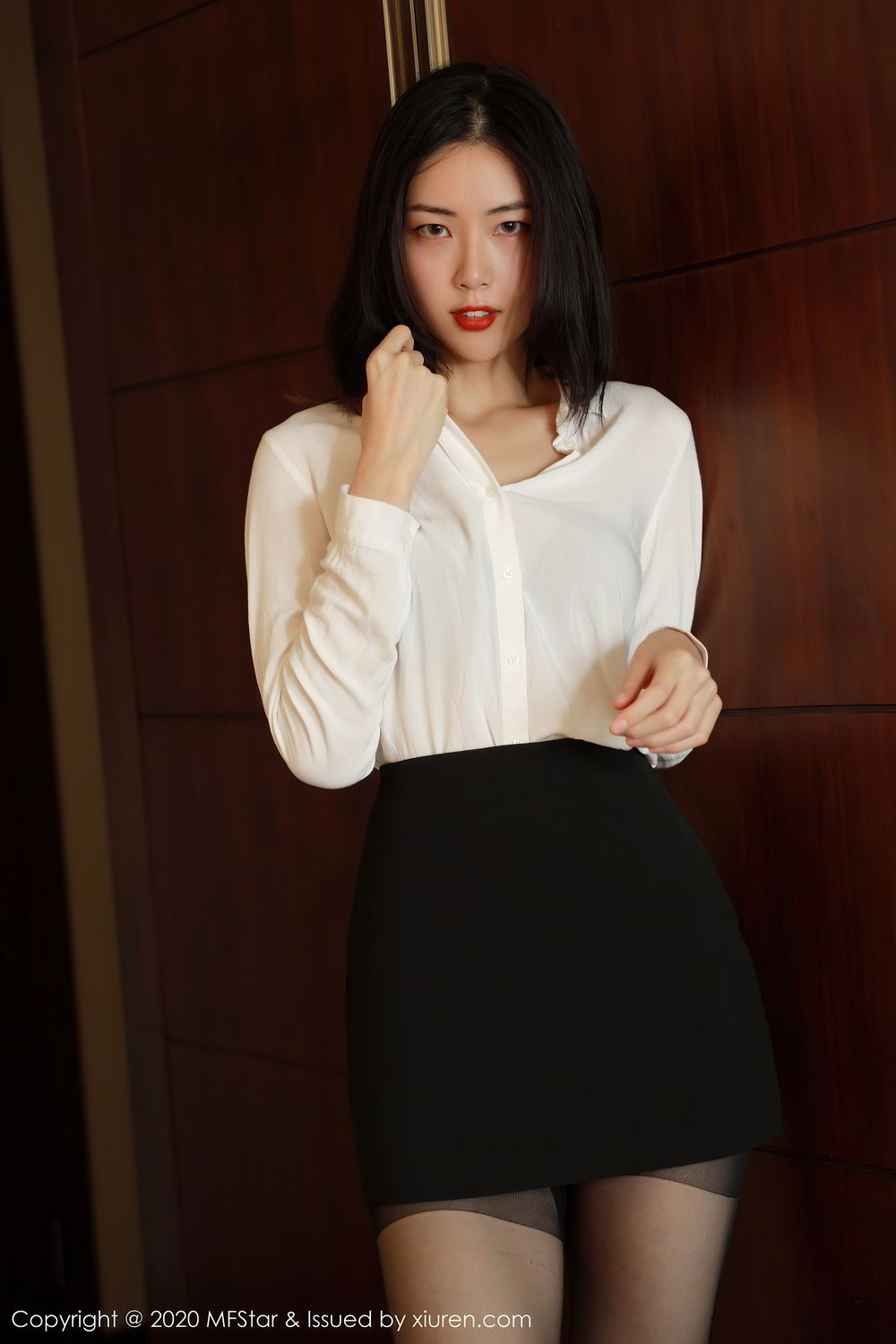[MFStar 2020.08.19 VOL.371 噜噜妞儿