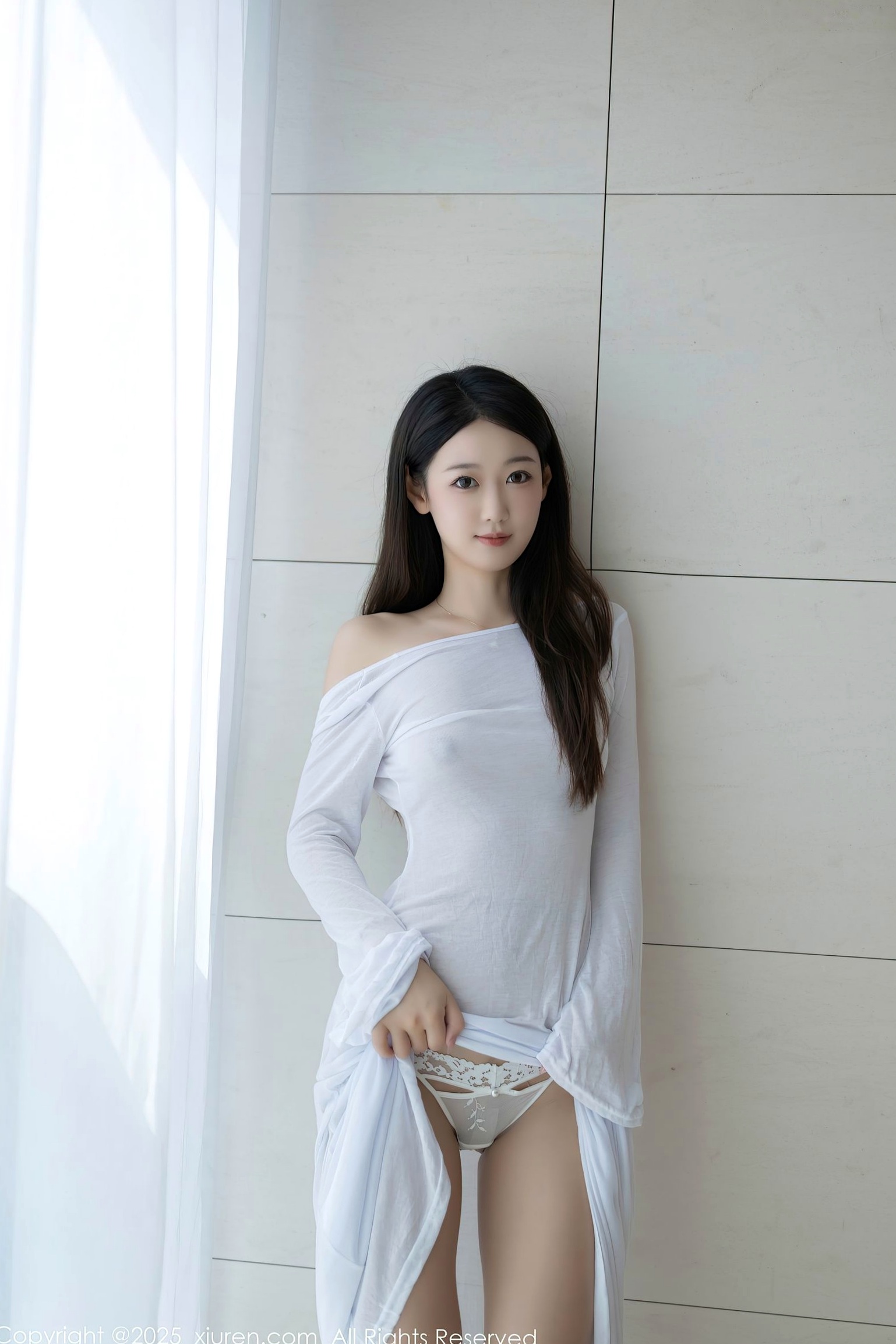 XiuRen秀人网-9840-唐安琪-轻透白纱裙玉体隐现-曼妙曲线尽显极致诱惑的私房写真